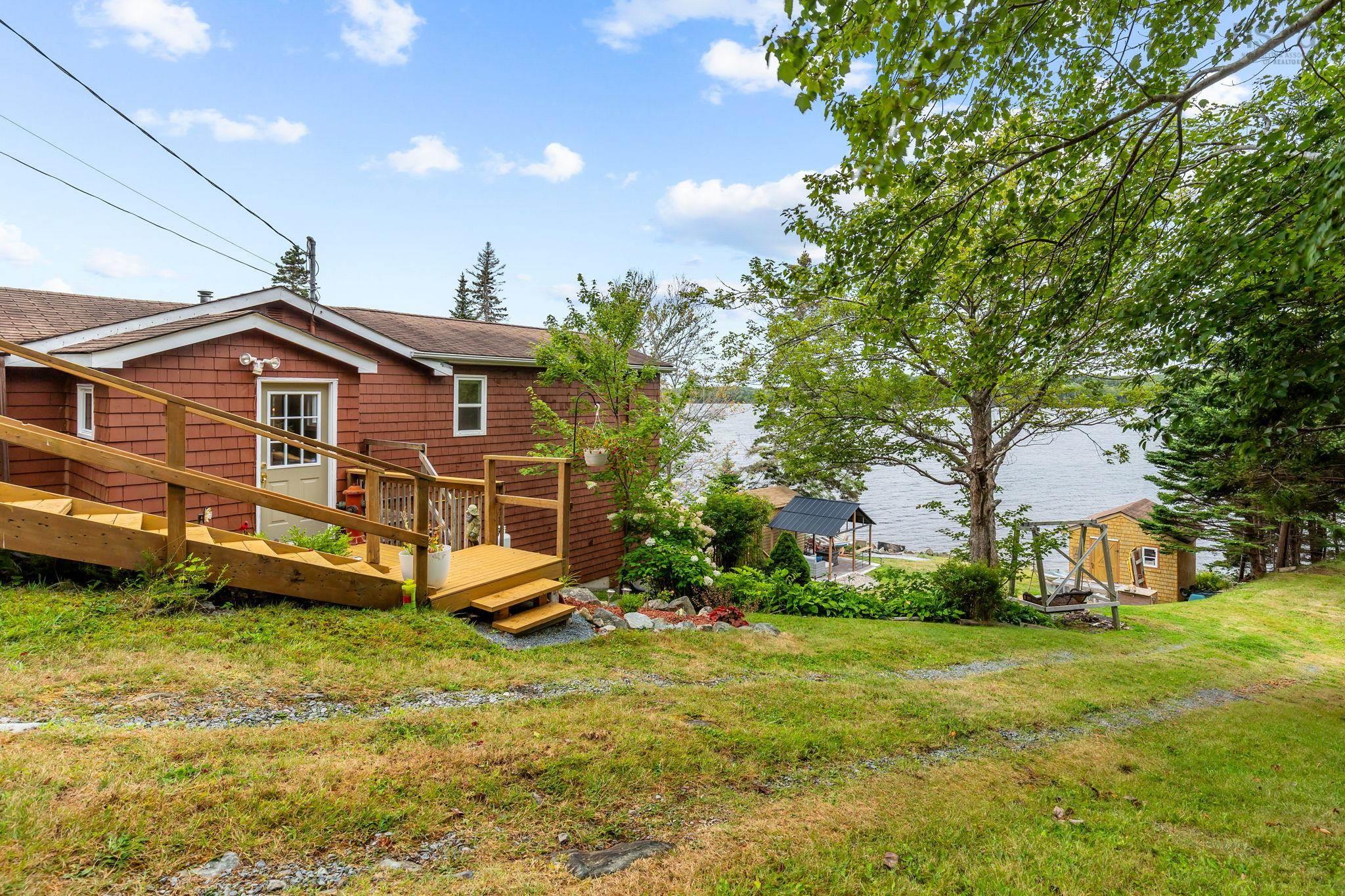 115 Candy Mountain Road photo #2