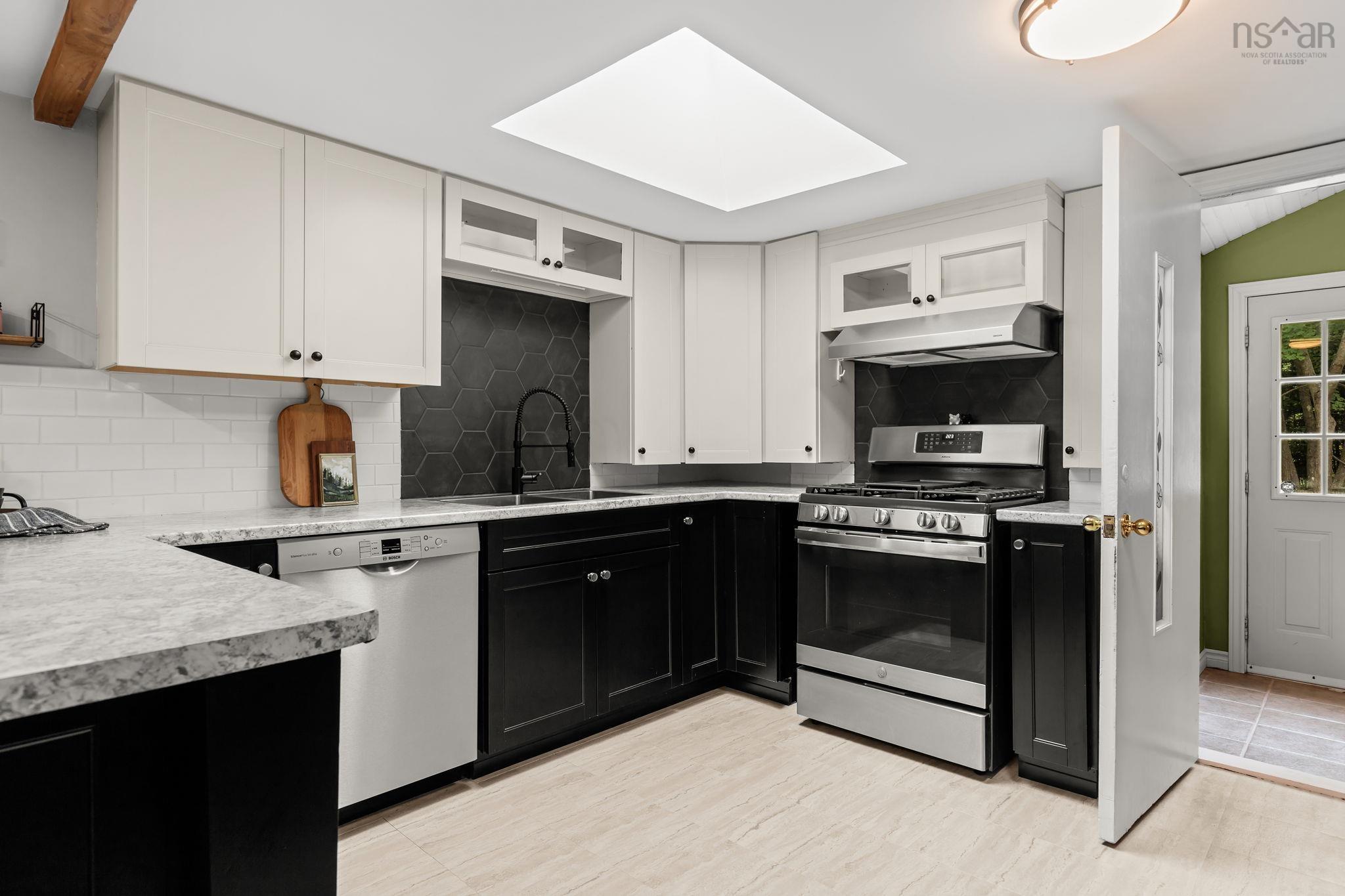 115 Candy Mountain Road photo #10