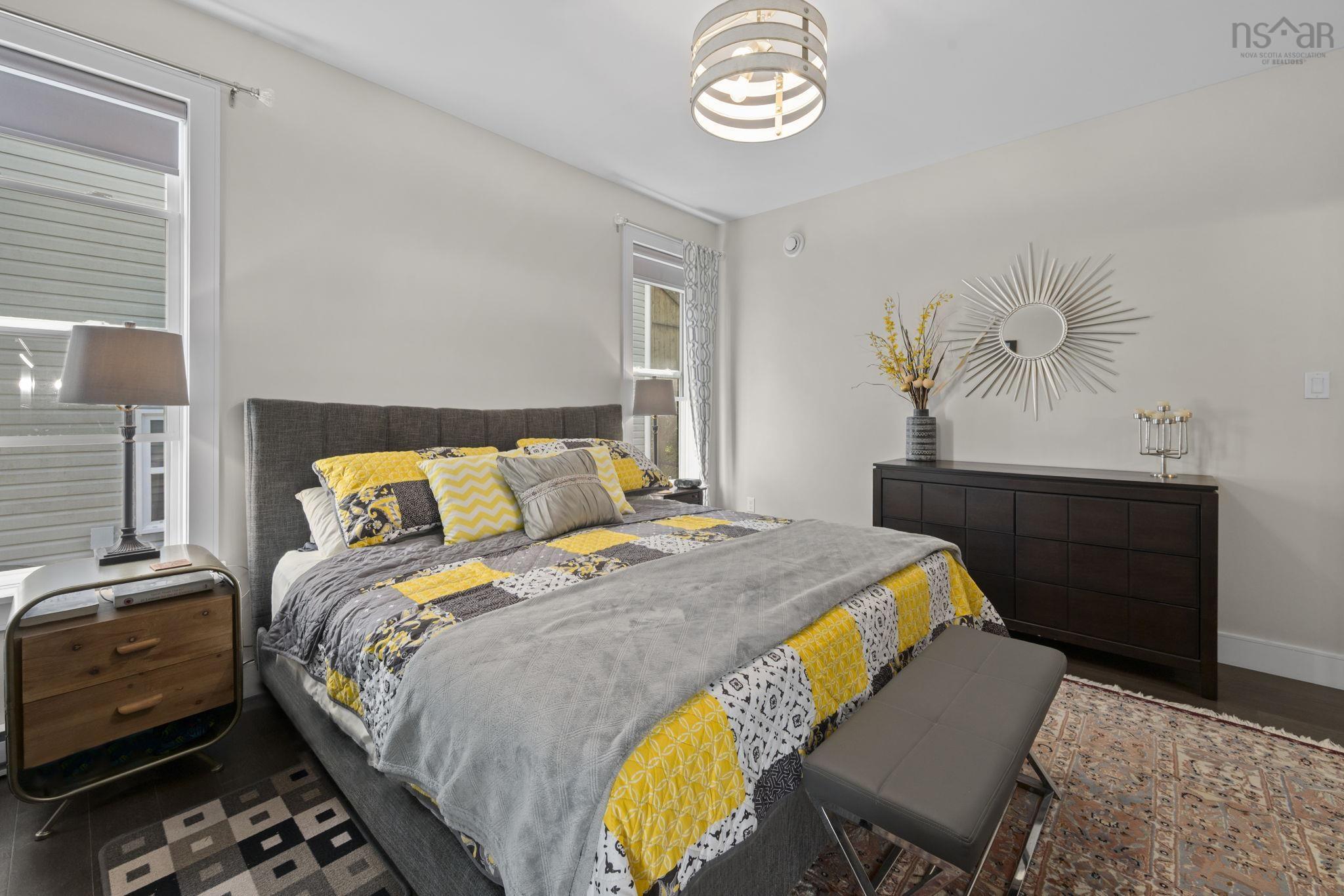 220 Maple Grove Avenue photo #17