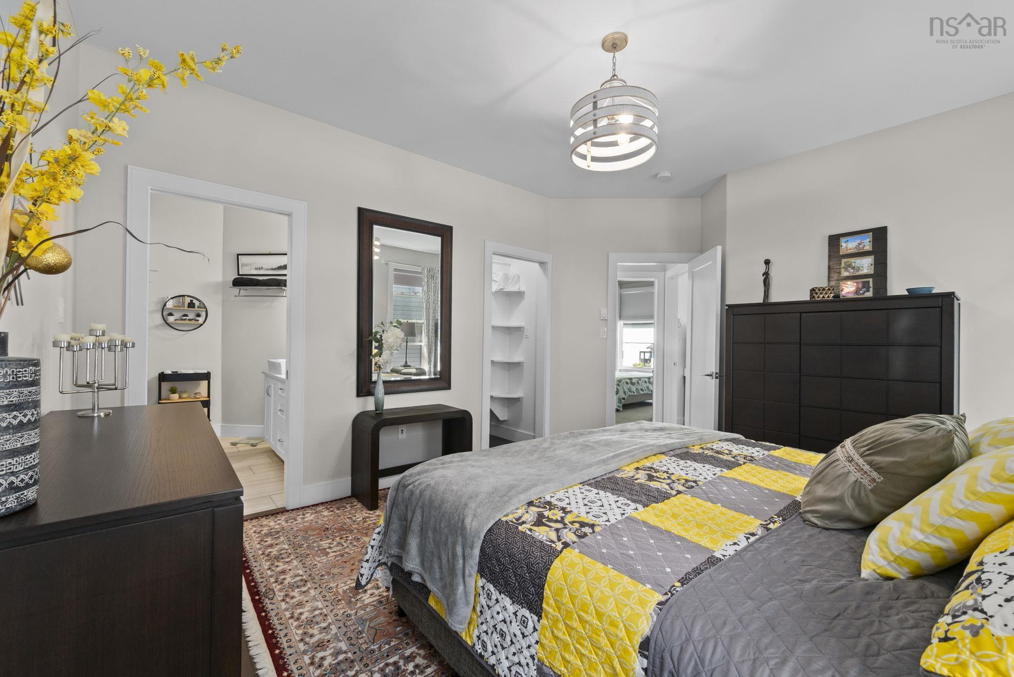 220 Maple Grove Avenue photo #18