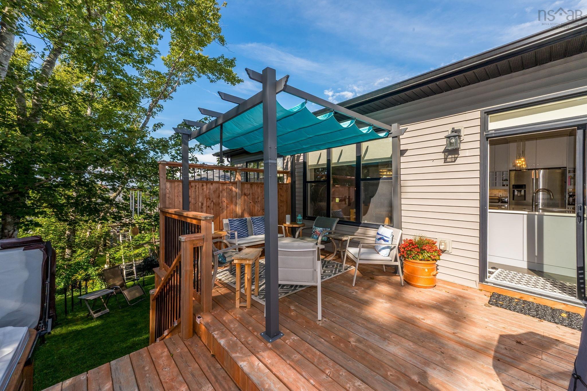 220 Maple Grove Avenue photo #36