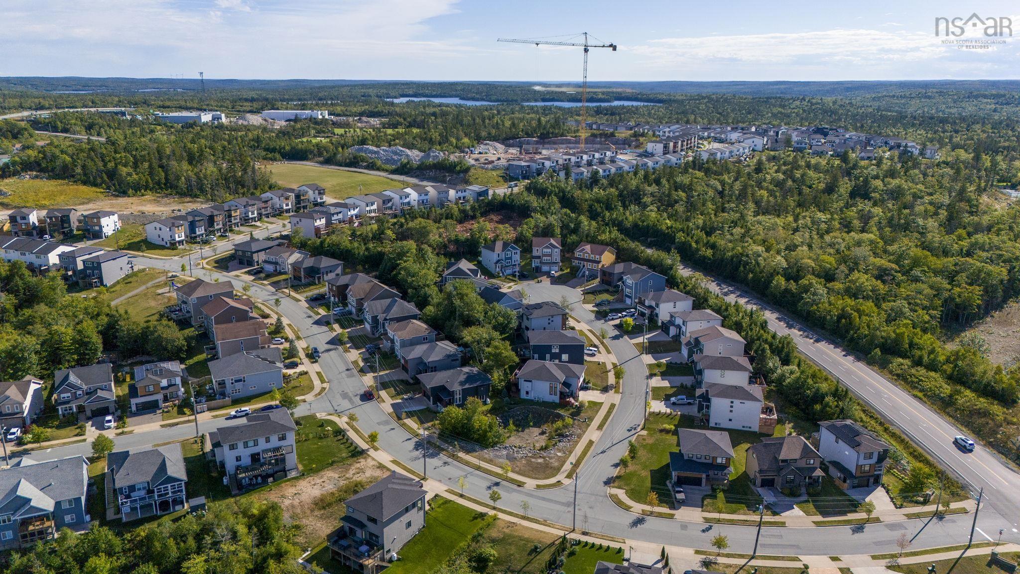 220 Maple Grove Avenue photo #42