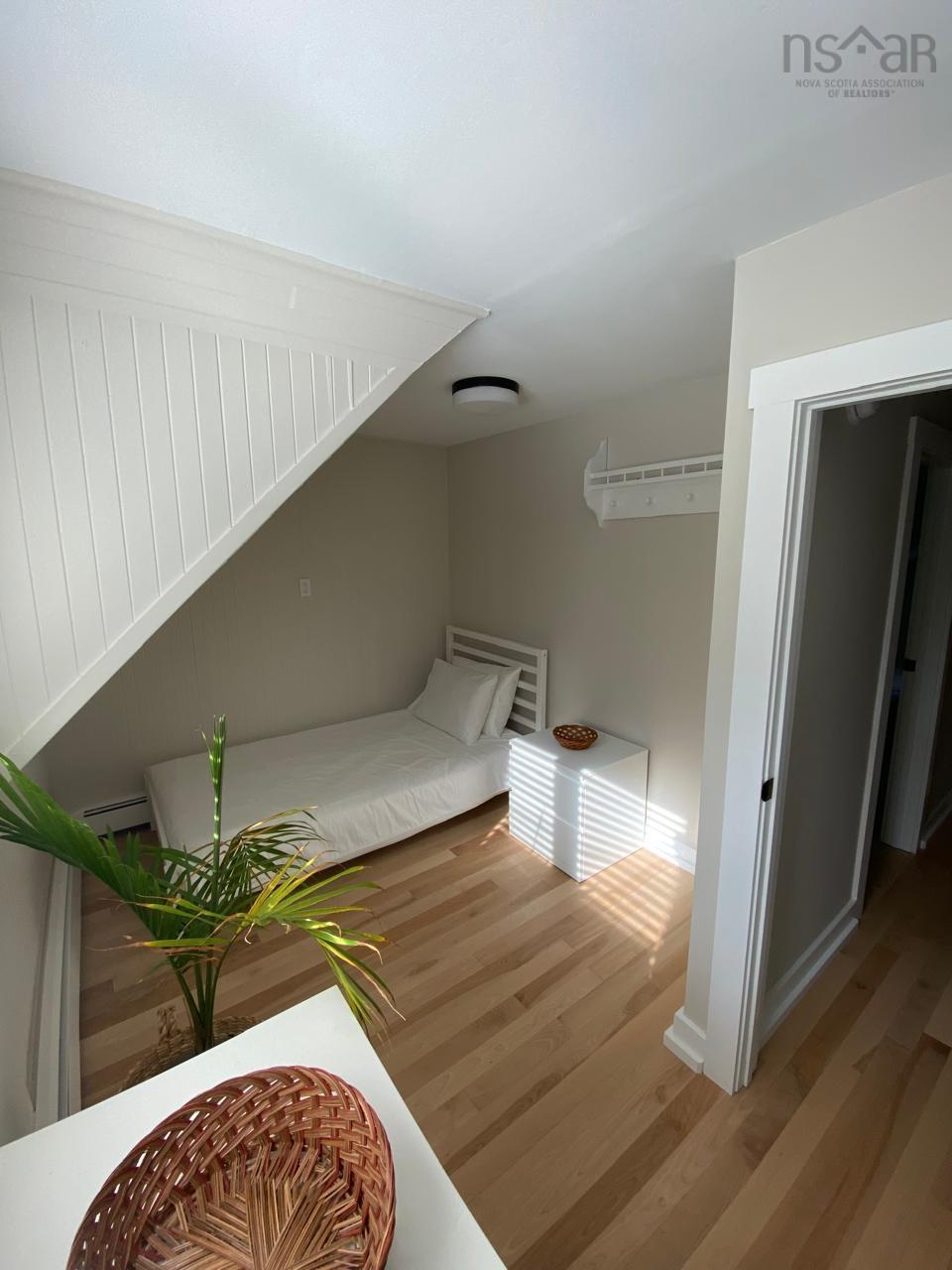 38 Kearney Lake Road photo #18