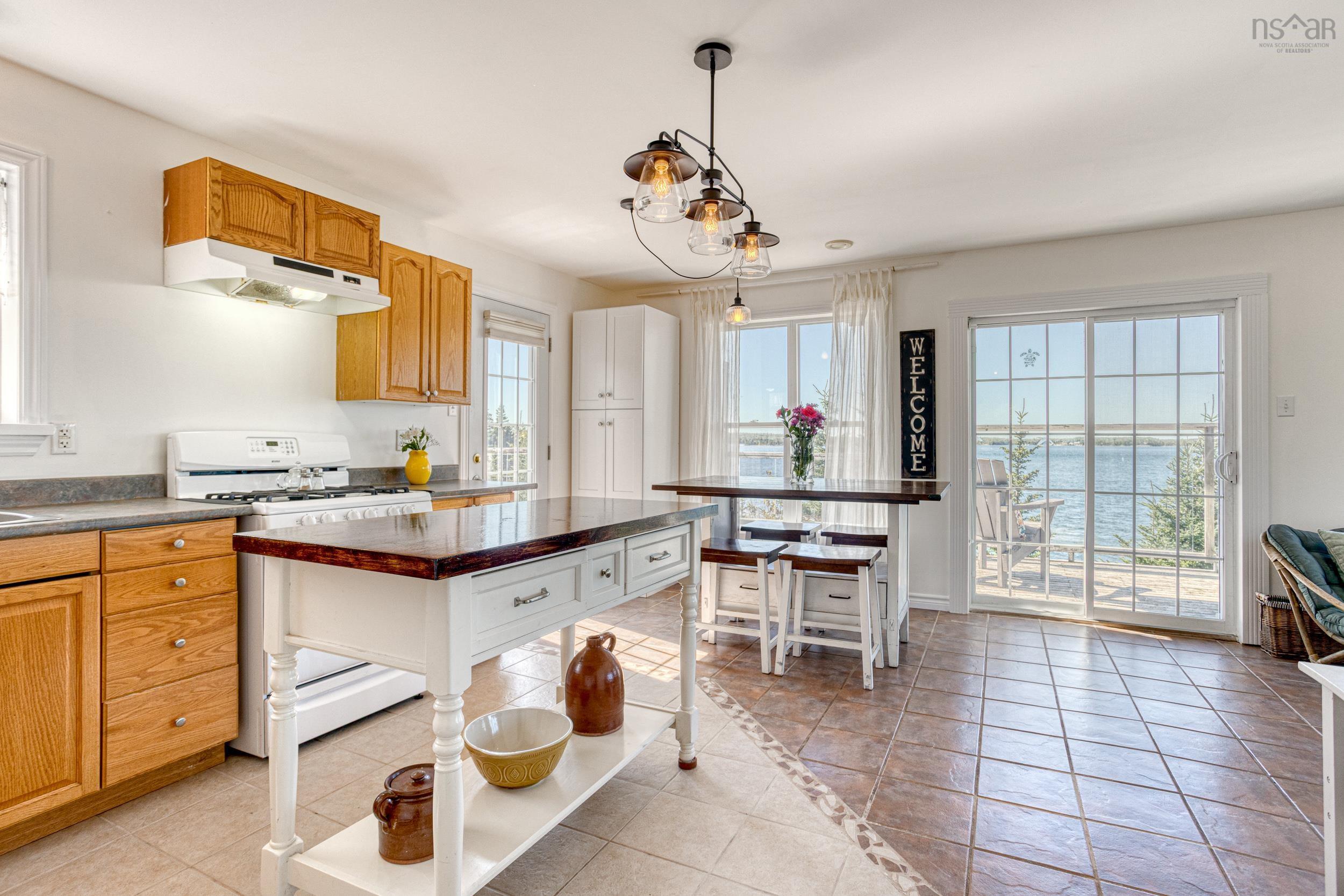 860 East Jeddore Road photo #14