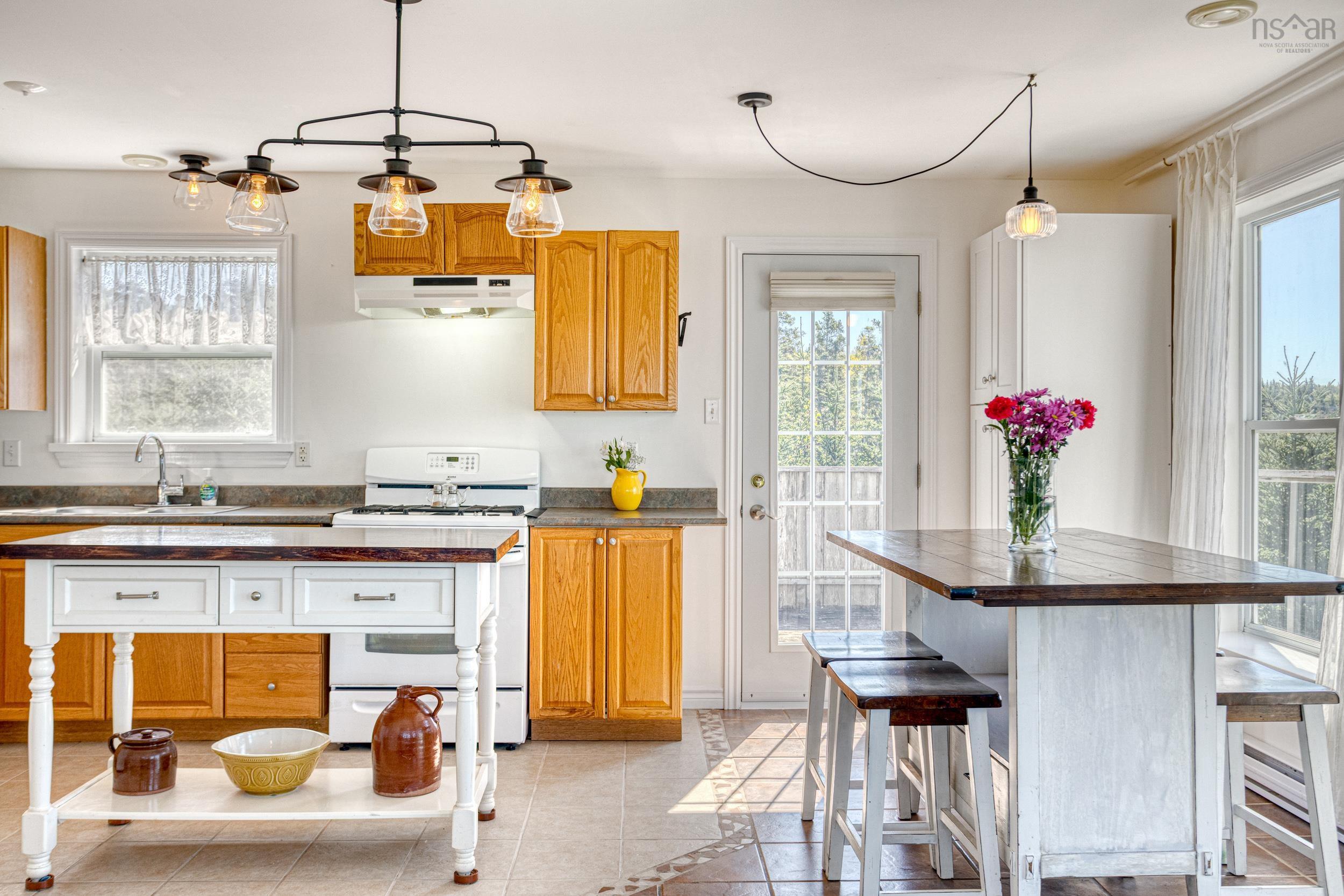 860 East Jeddore Road photo #17