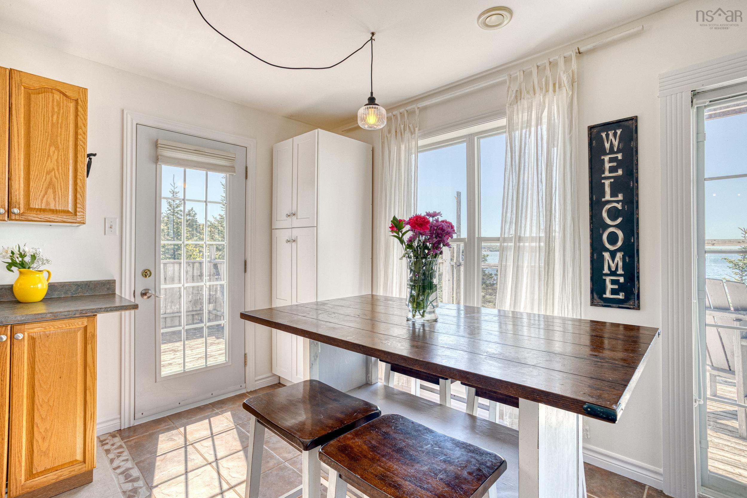 860 East Jeddore Road photo #19