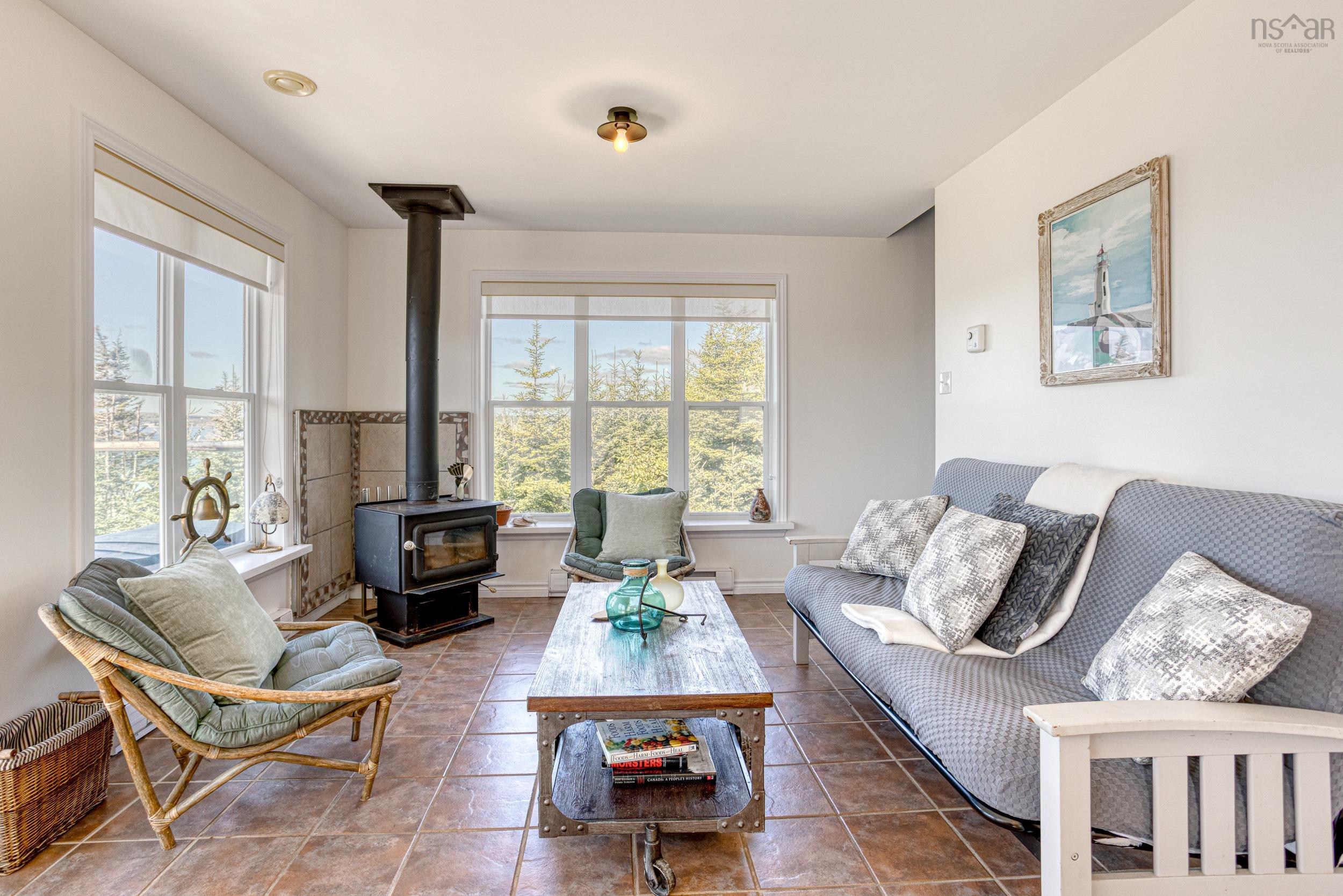 860 East Jeddore Road photo #26