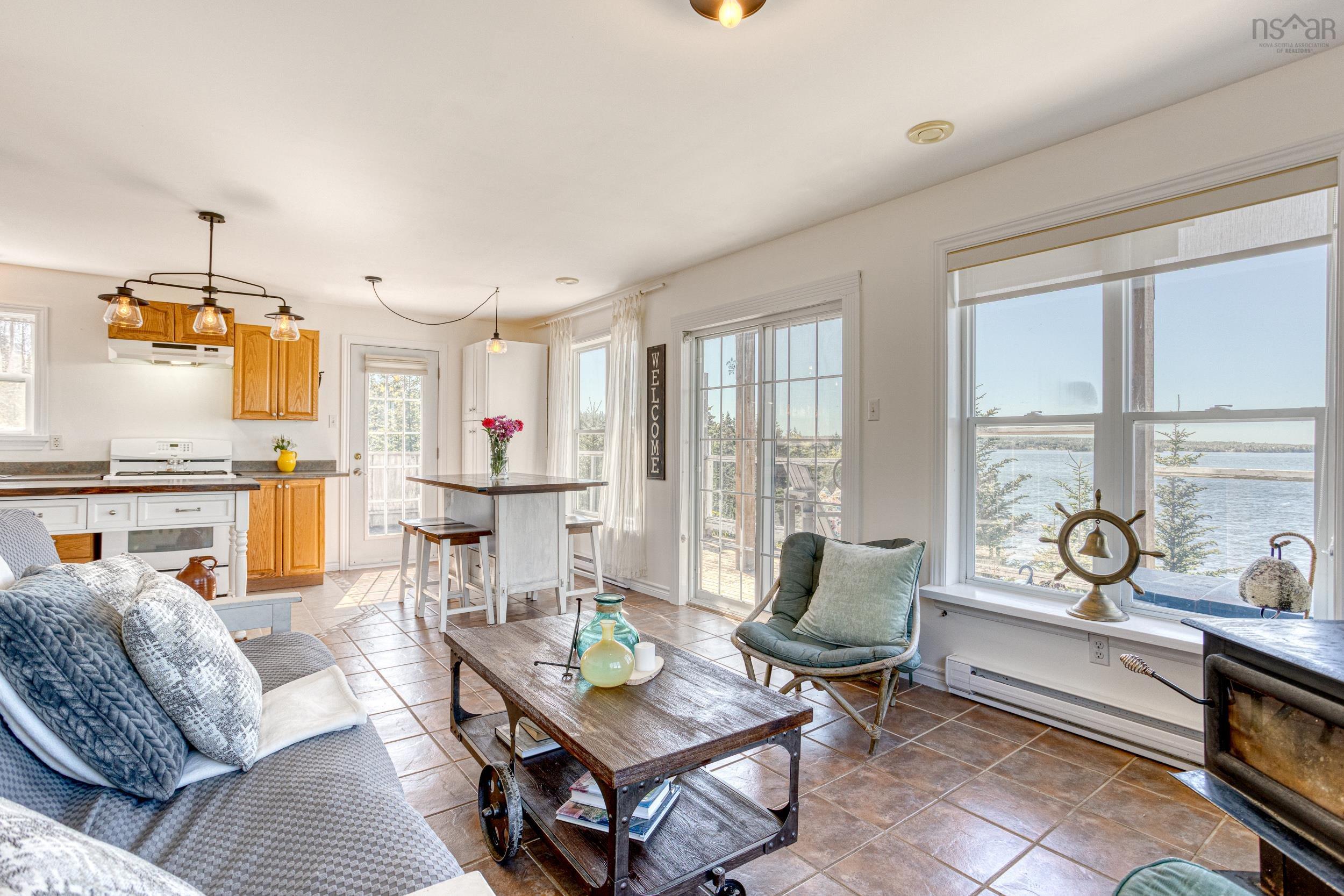 860 East Jeddore Road photo #28