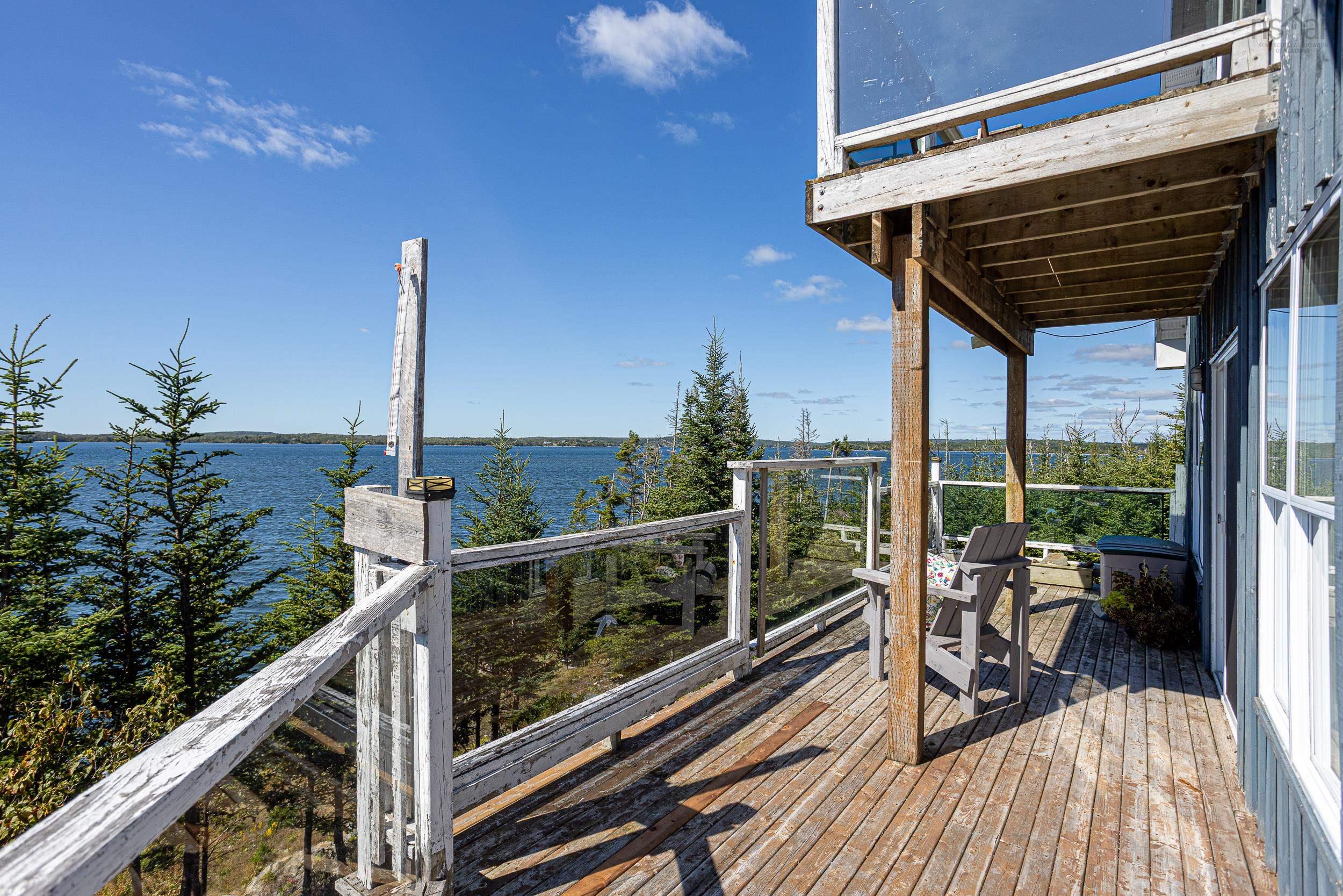 860 East Jeddore Road photo #32