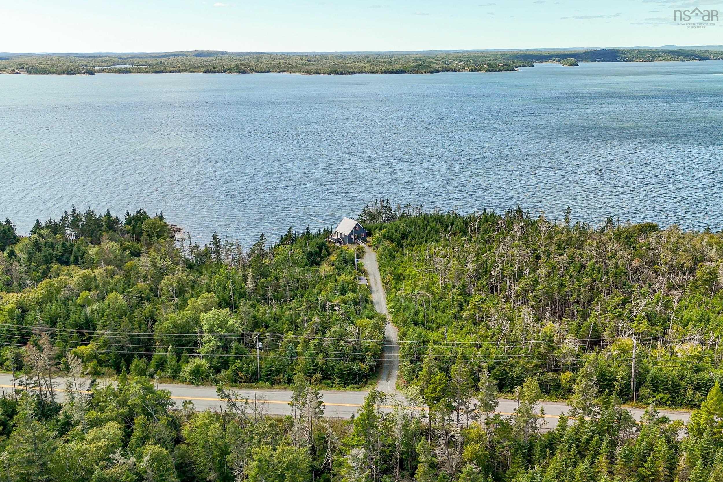 860 East Jeddore Road photo #45