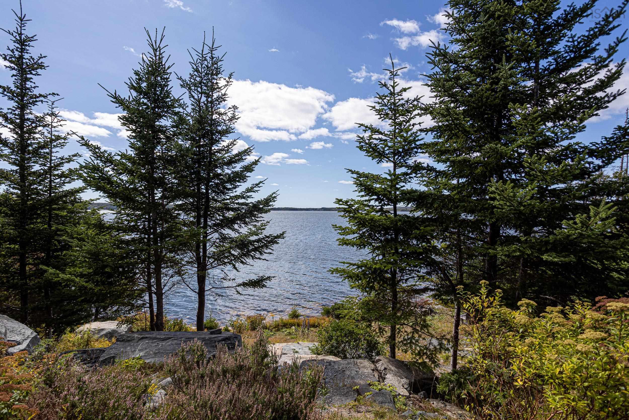 860 East Jeddore Road photo #7