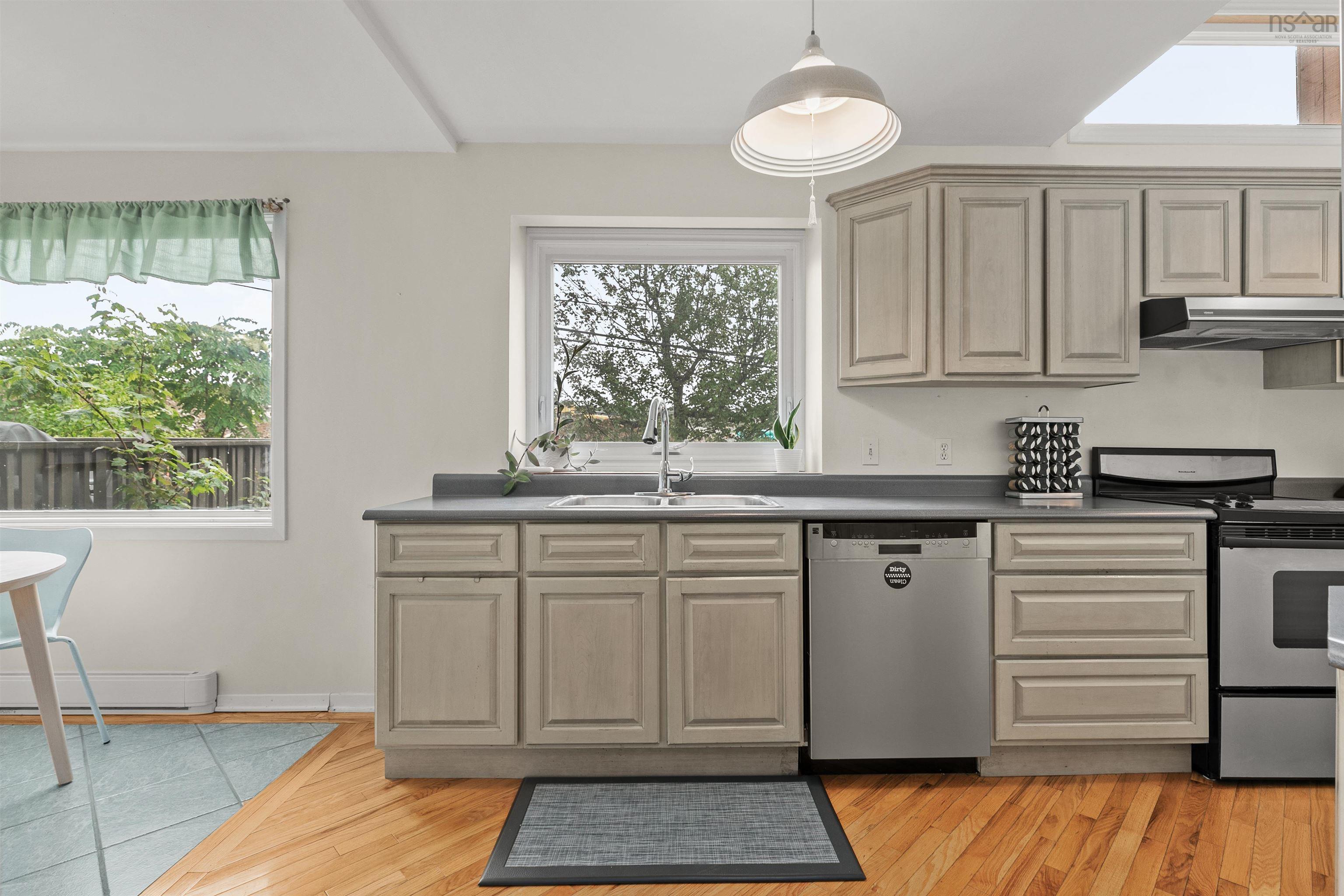 79 Bayview Road photo #19