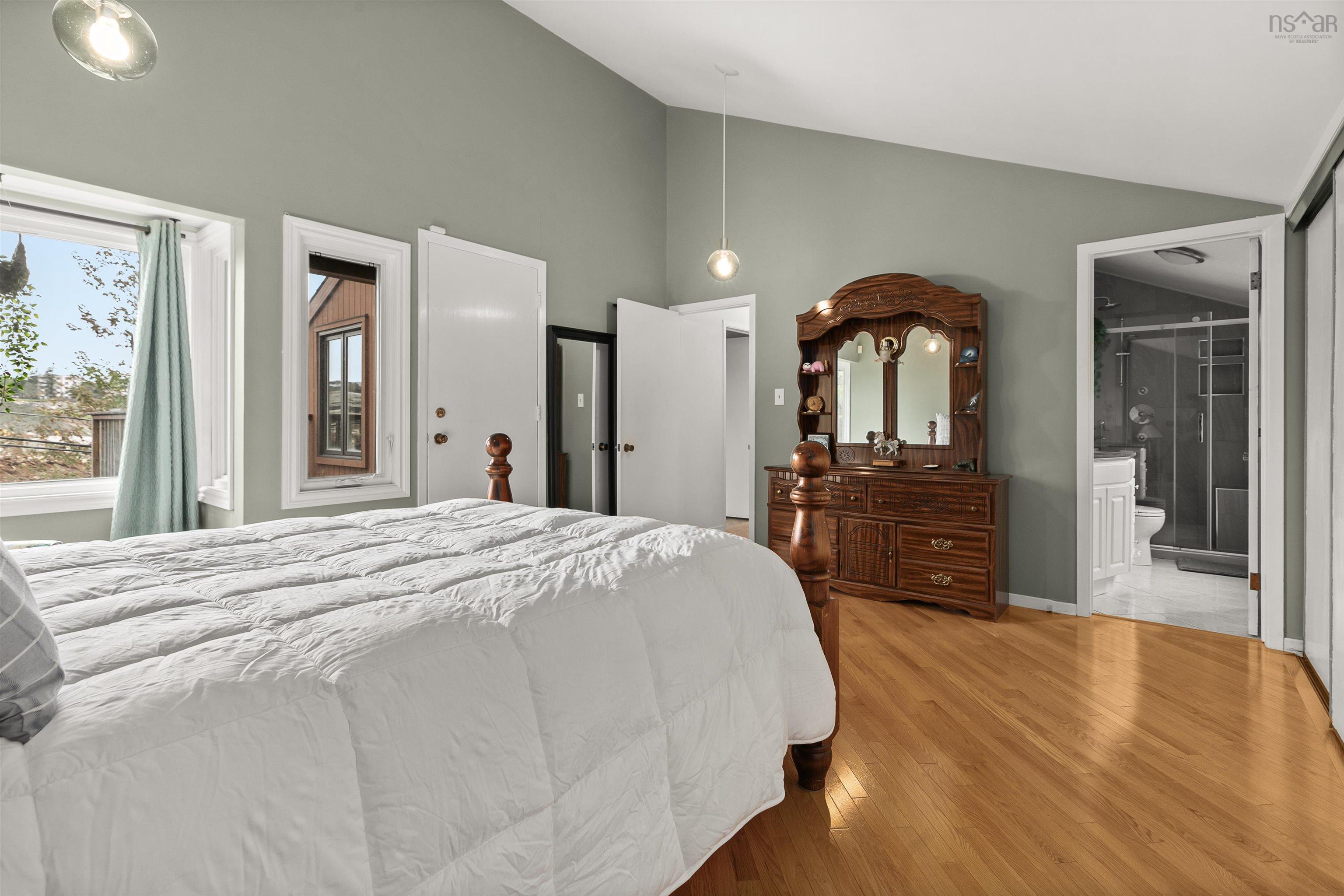 79 Bayview Road photo #31