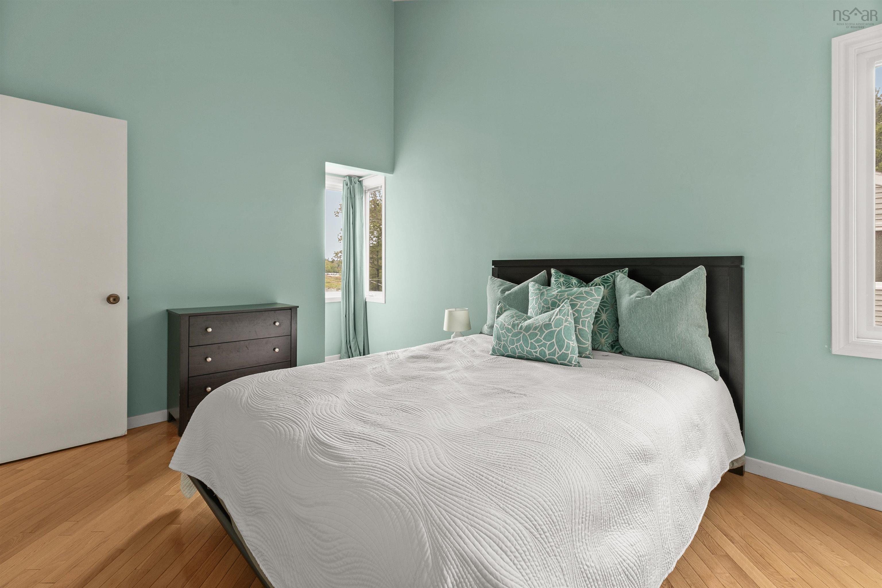 79 Bayview Road photo #36