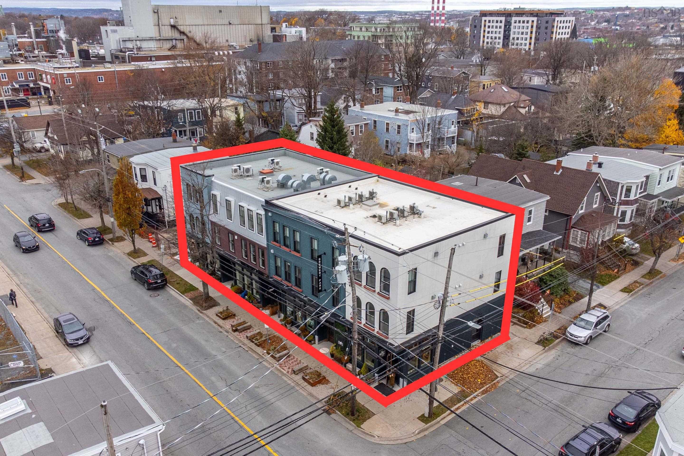 2851 Agricola Street photo #2