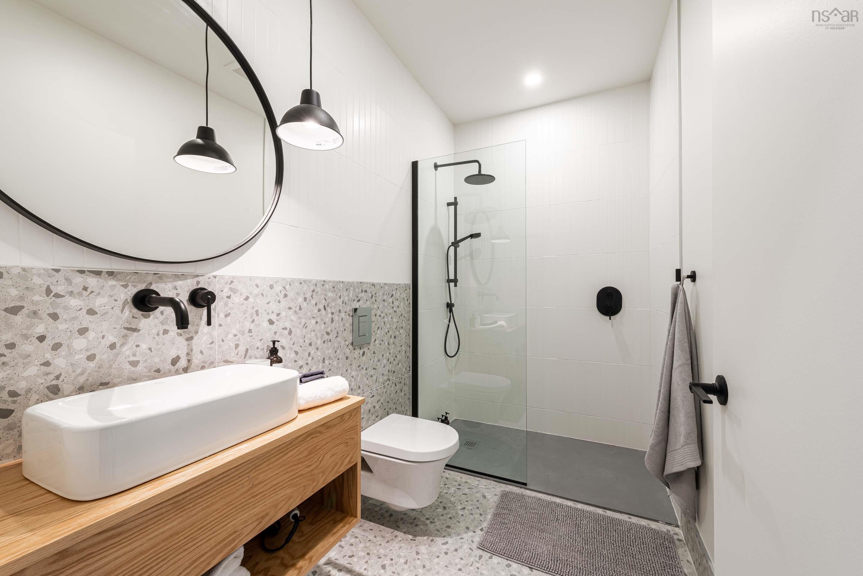 2851 Agricola Street photo #25