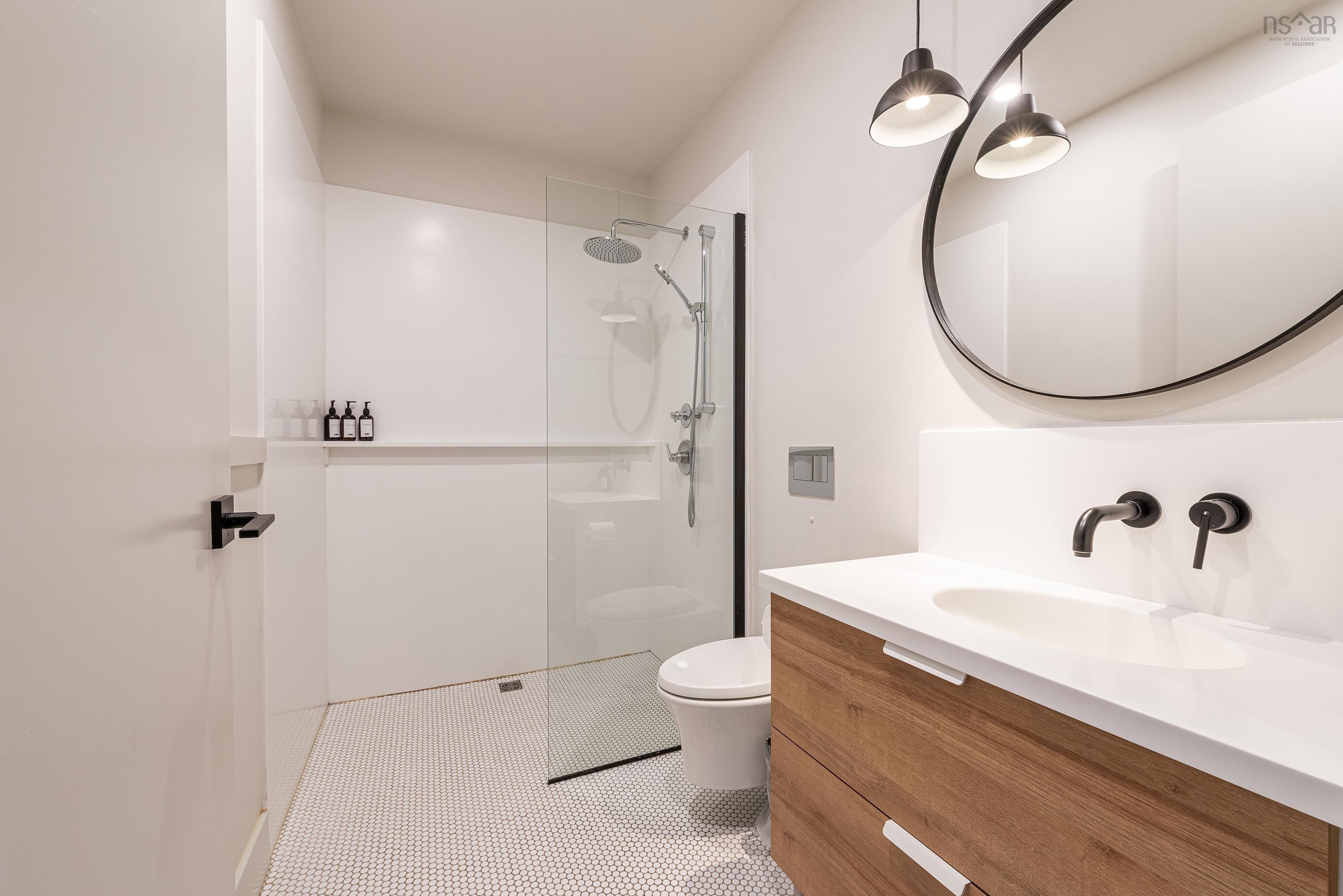 2851 Agricola Street photo #35