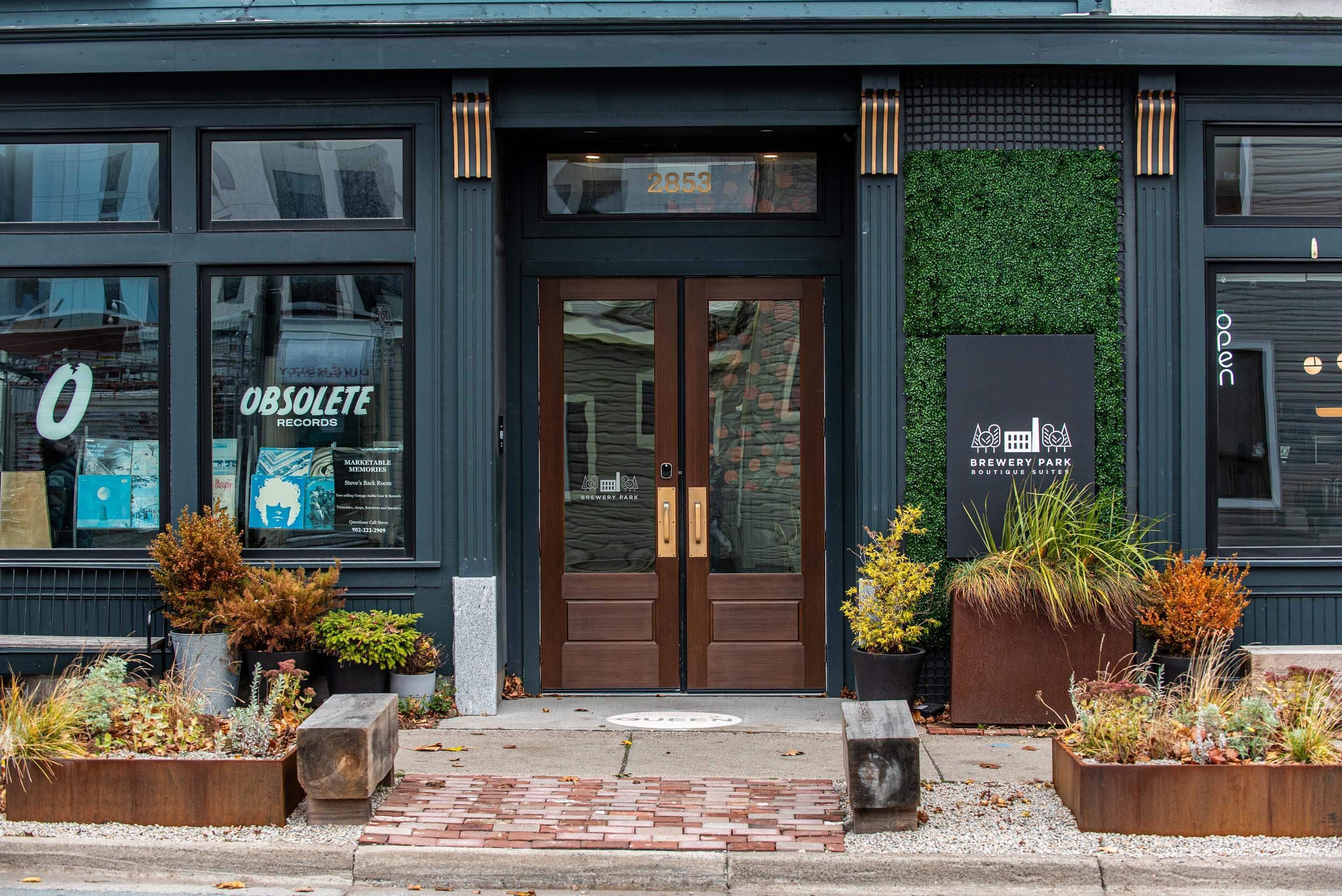 2851 Agricola Street photo #40