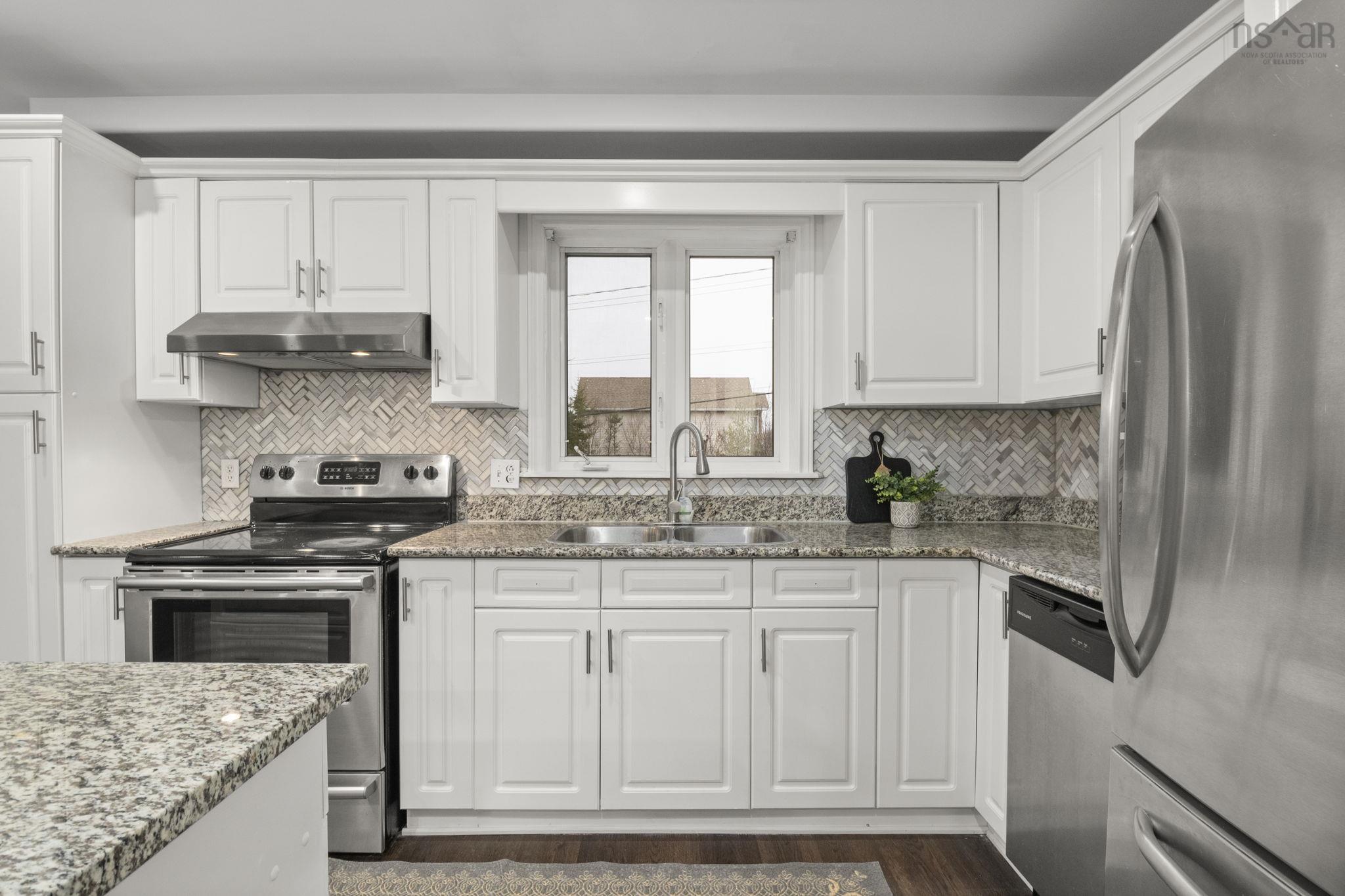 1 Glenbourne Court photo #14