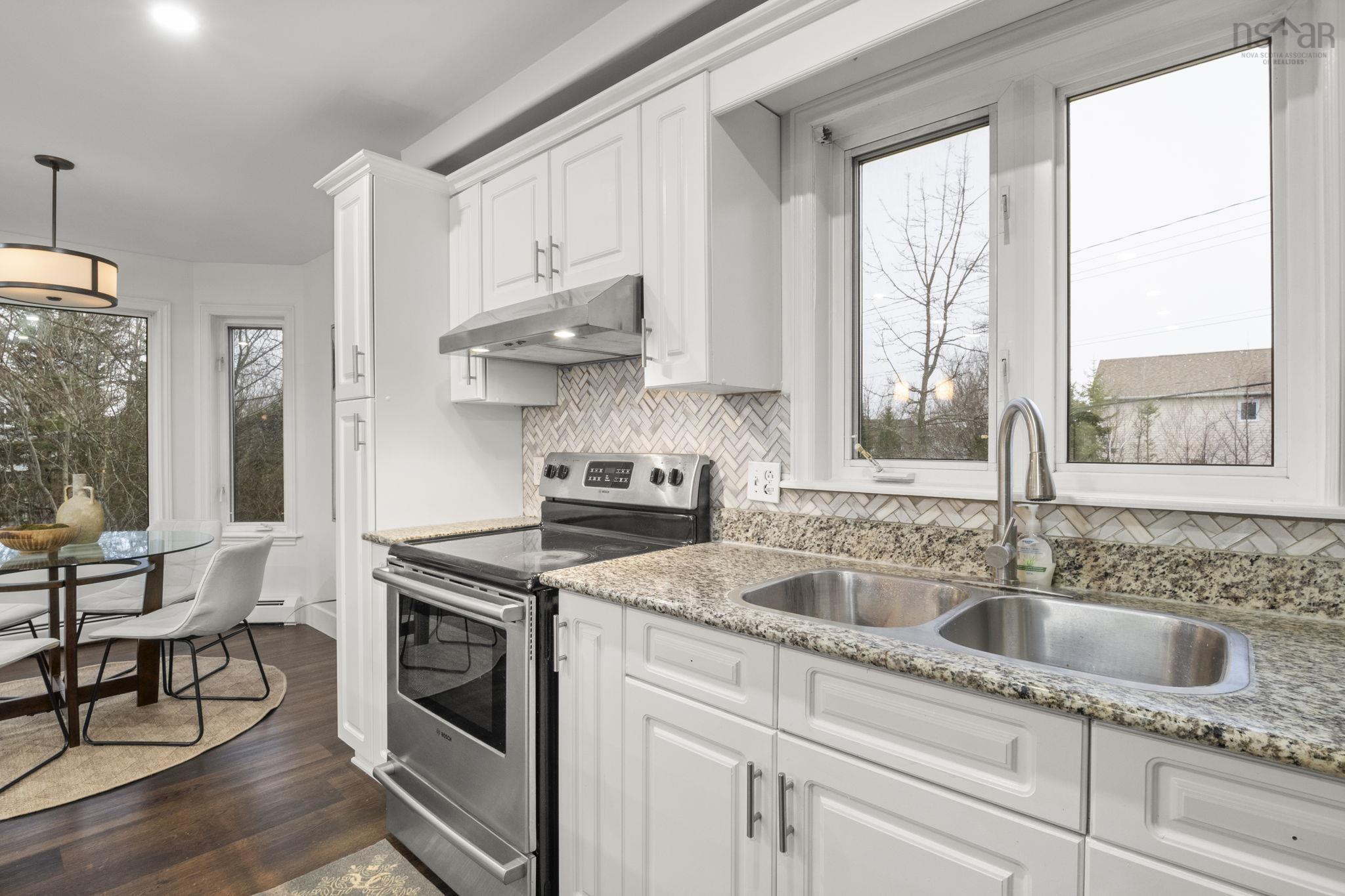 1 Glenbourne Court photo #16