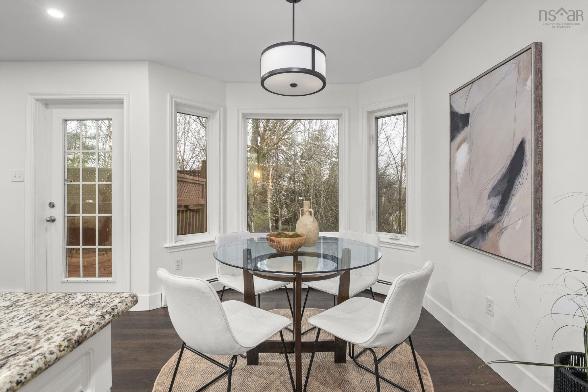 1 Glenbourne Court photo #19