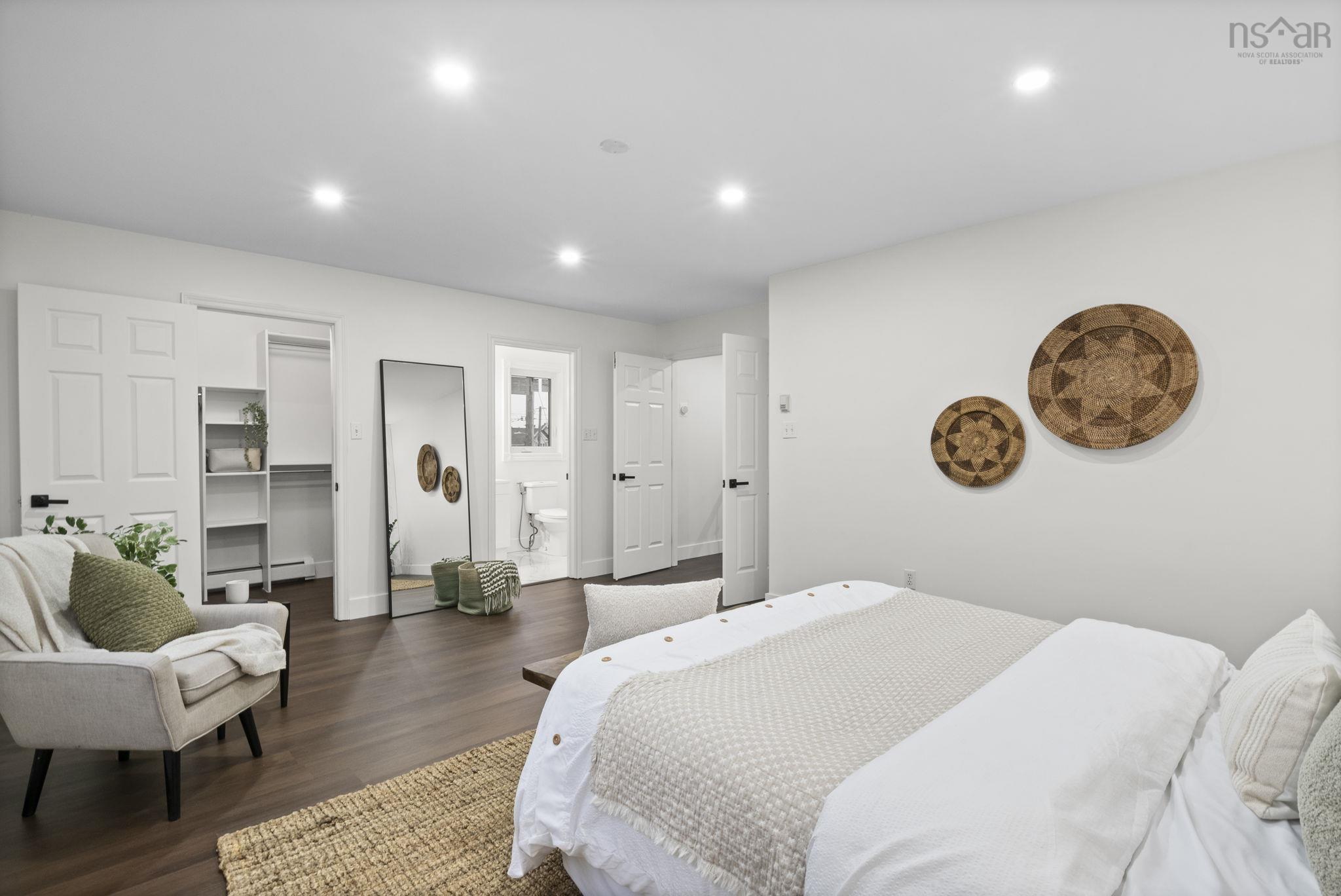 1 Glenbourne Court photo #26