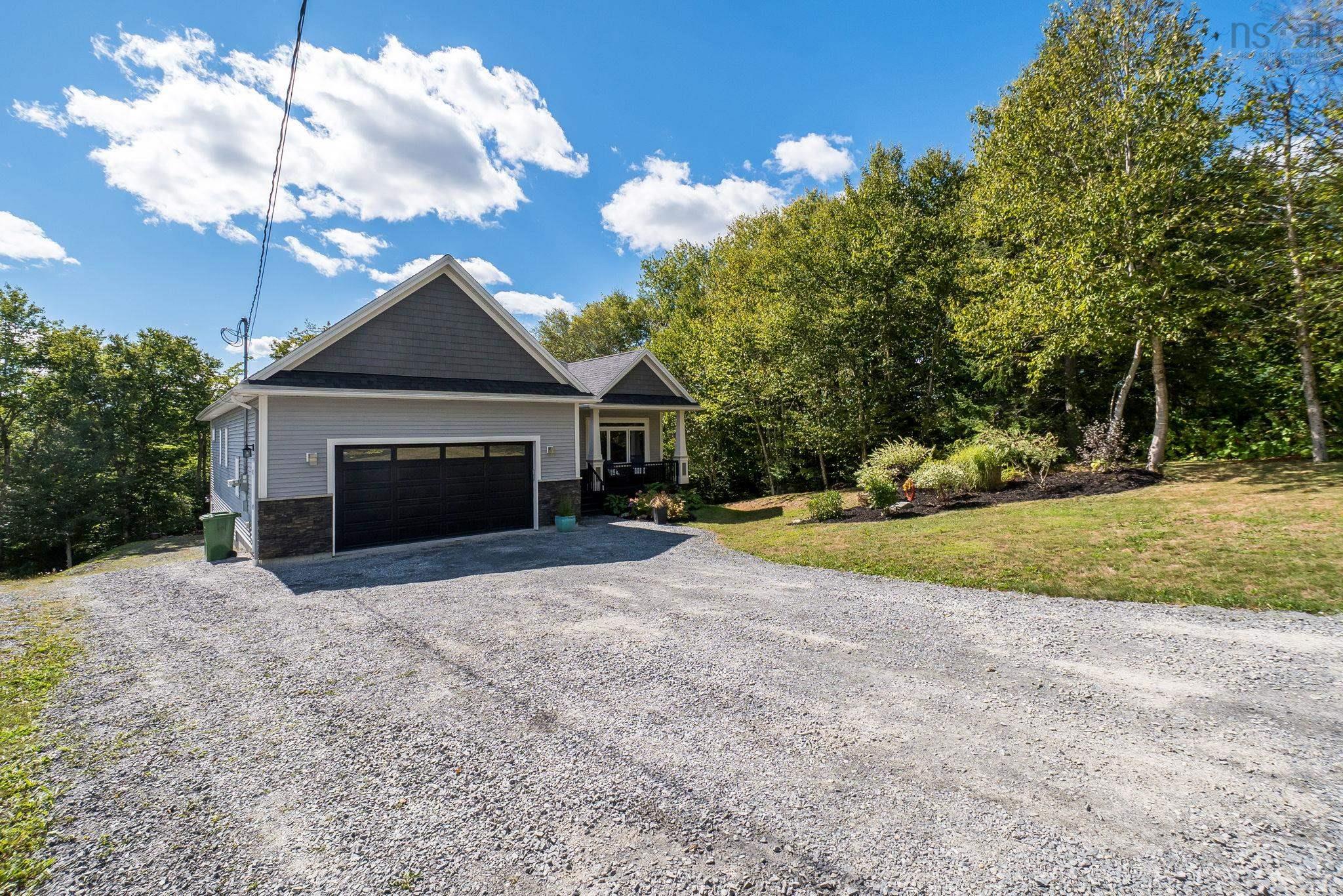 769 Lakeview Avenue photo #44