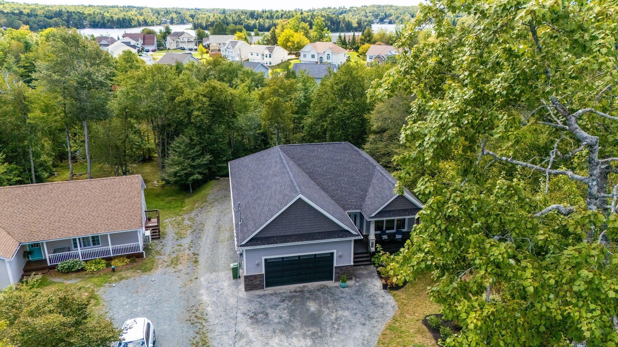 769 Lakeview Avenue photo #47