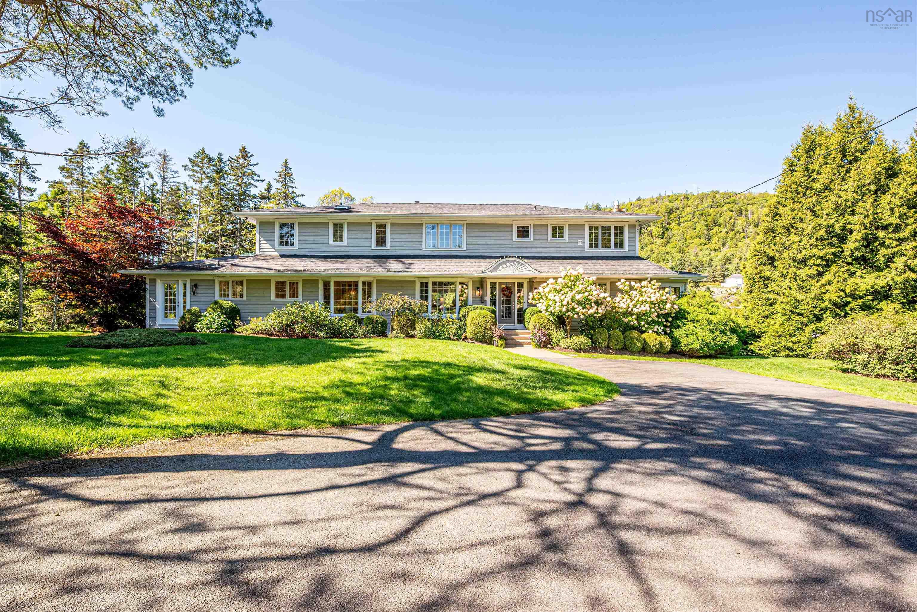 35 Sunnywood Road photo #2