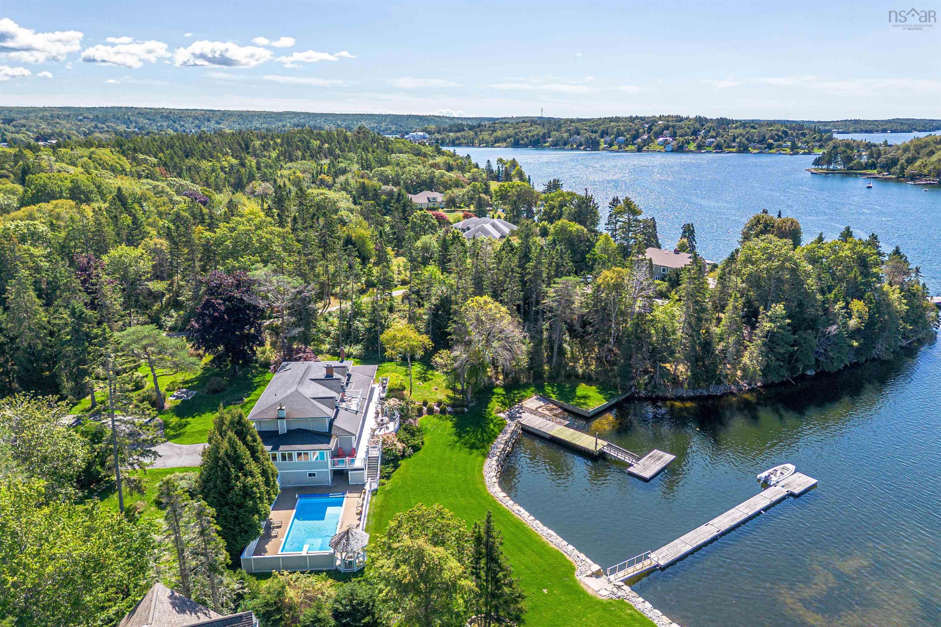 35 Sunnywood Road photo #5