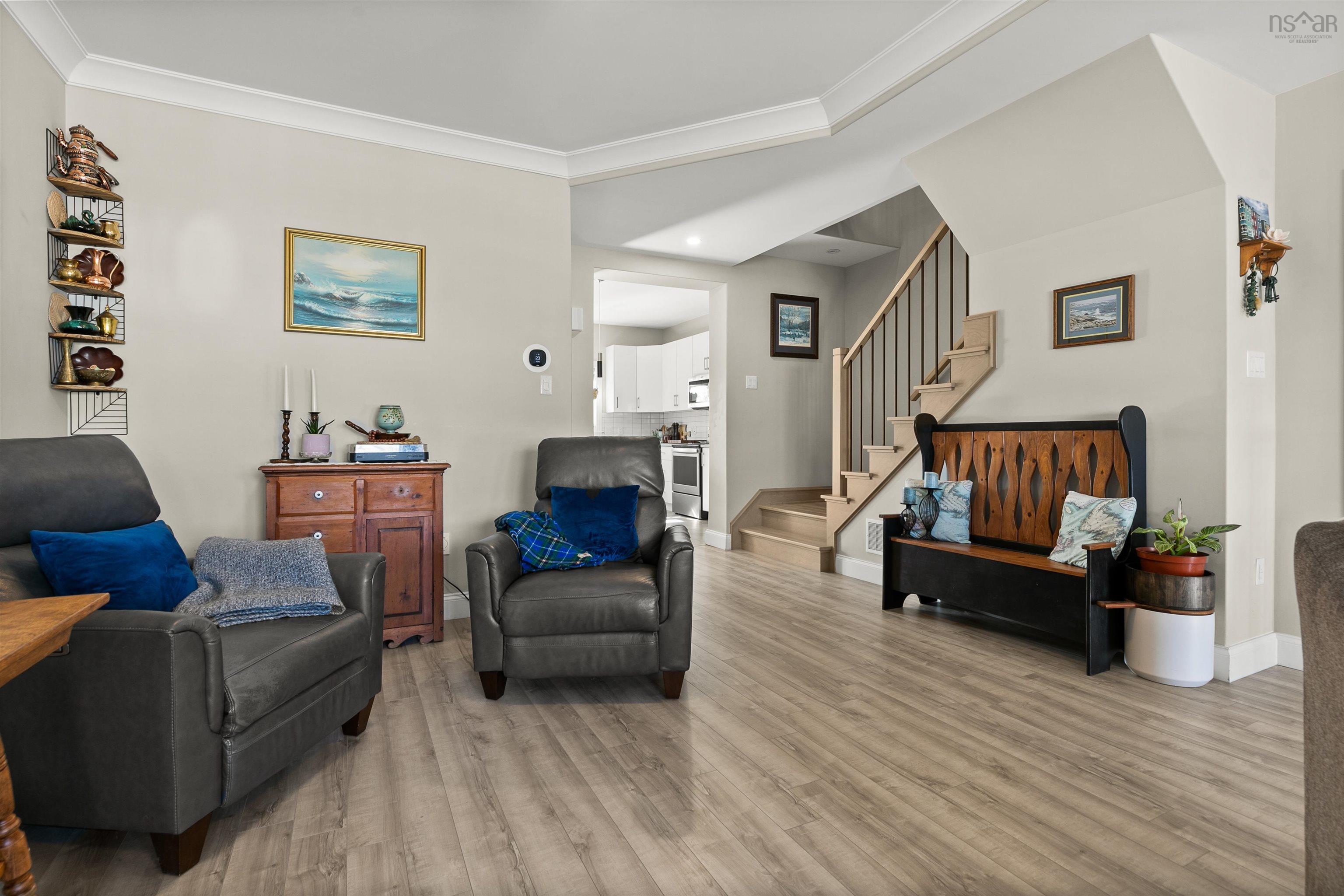 146 Maple Grove Avenue photo #6