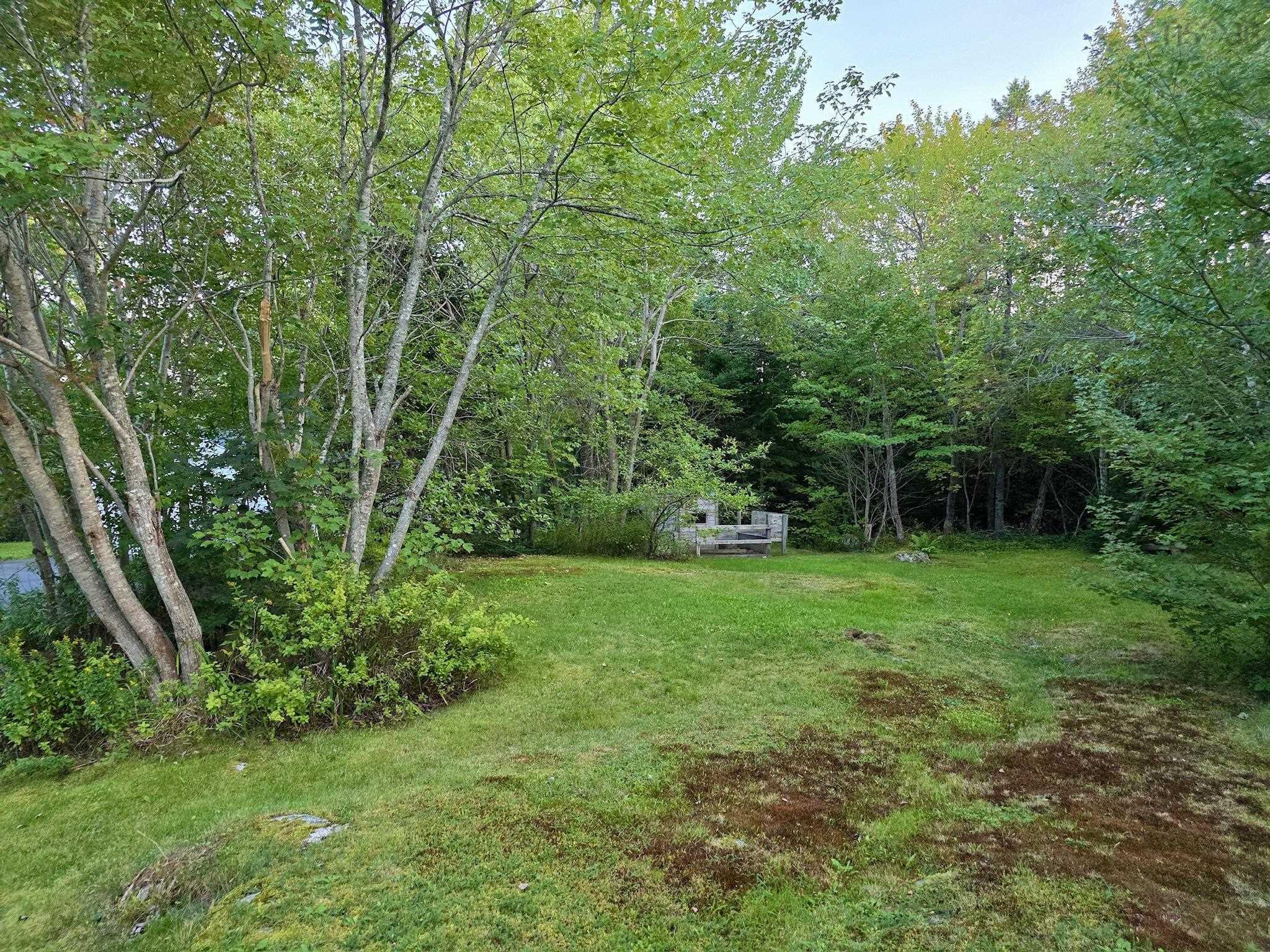 1544 St Margarets Bay Road photo #30