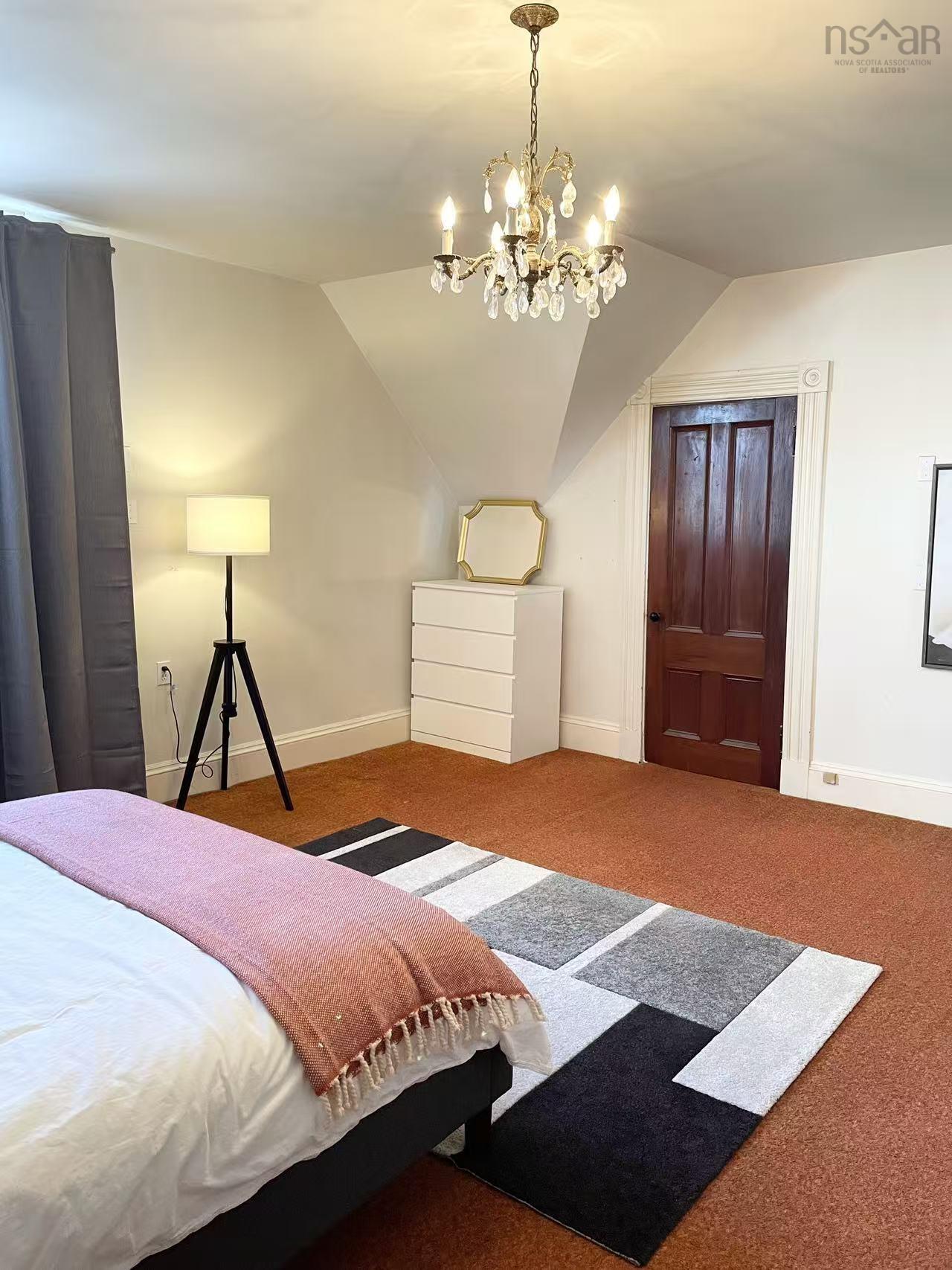 1430/1432 Edward Street photo #19