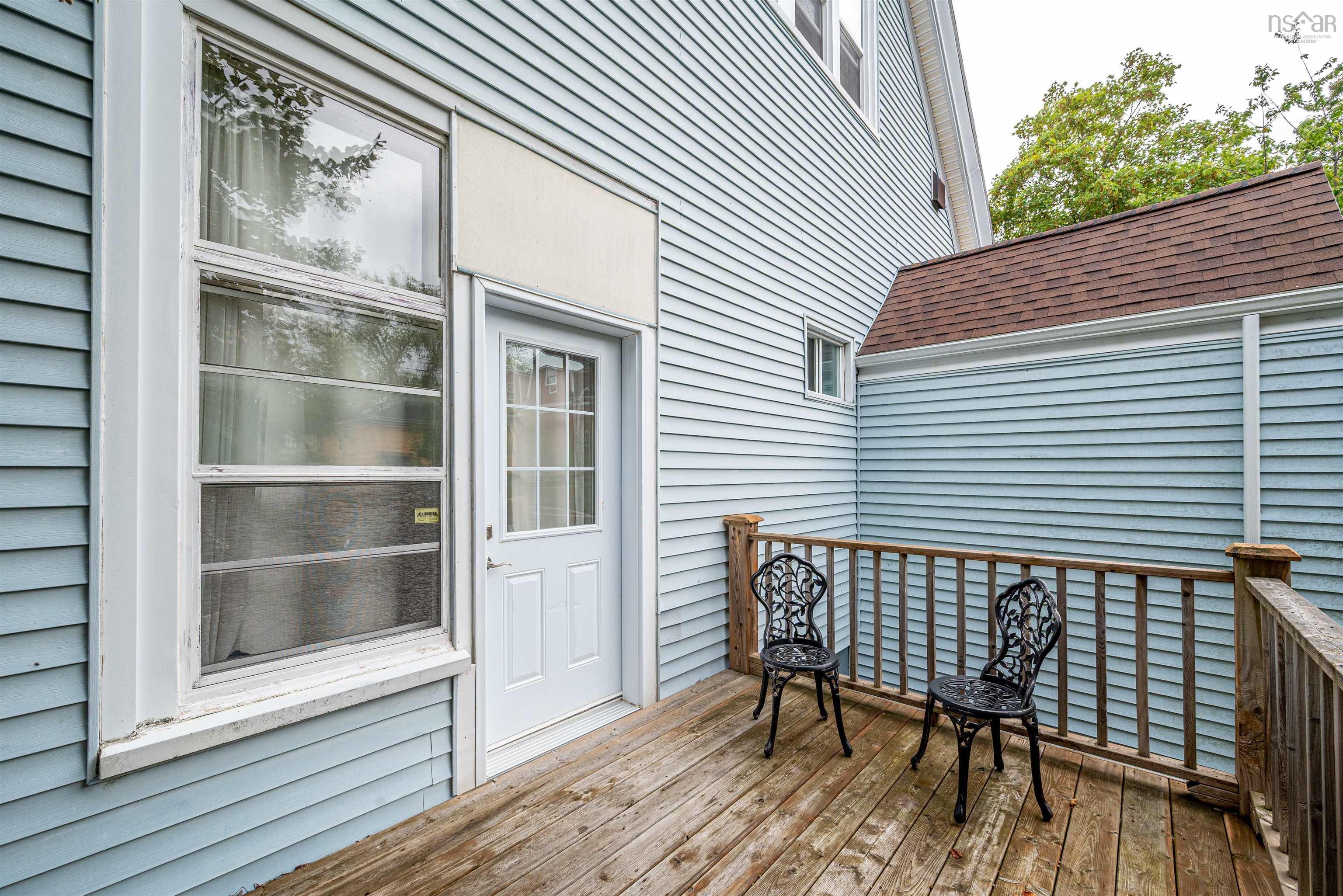 1430/1432 Edward Street photo #32