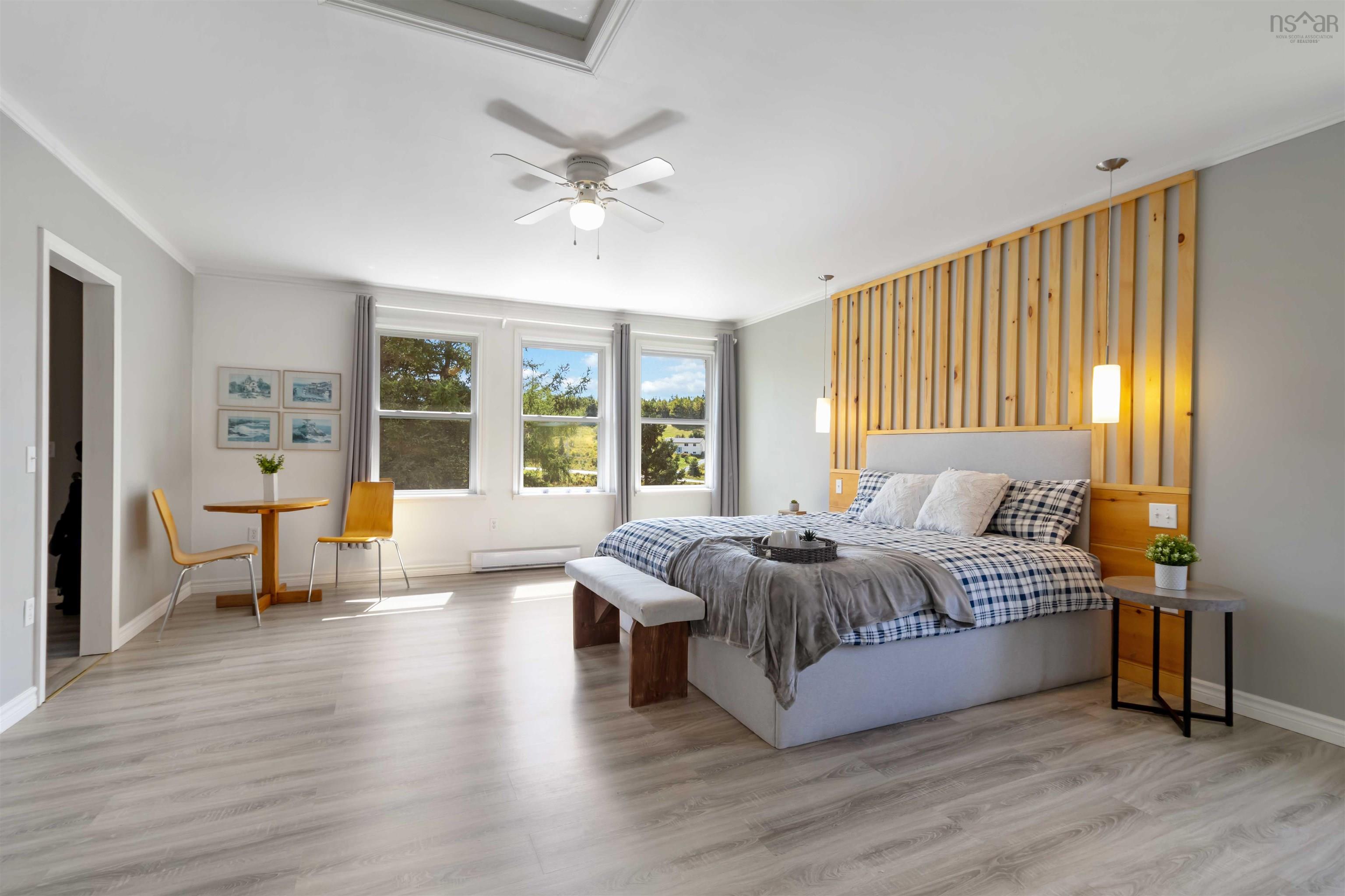 48 Schooner Landing photo #12