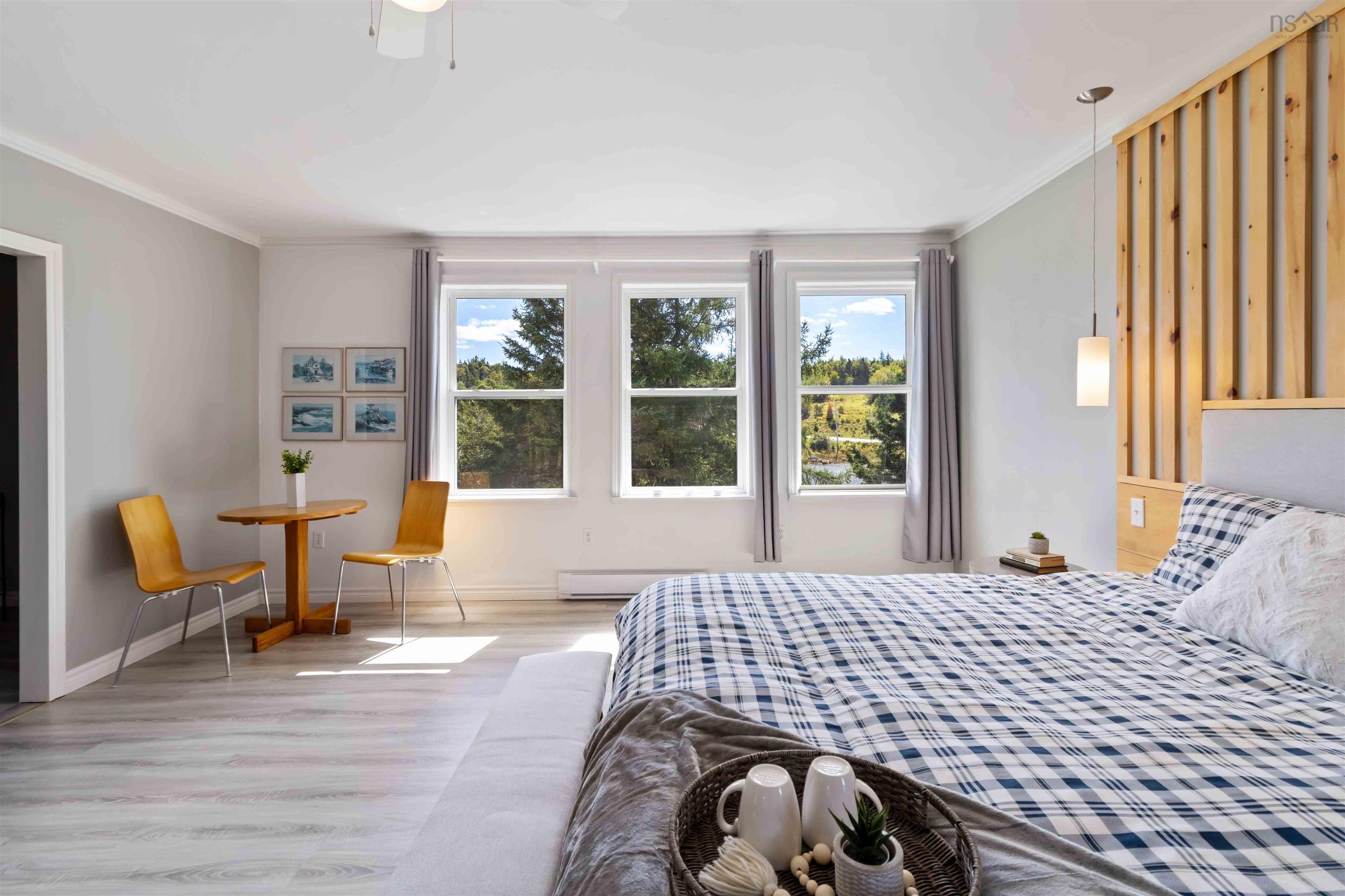 48 Schooner Landing photo #14