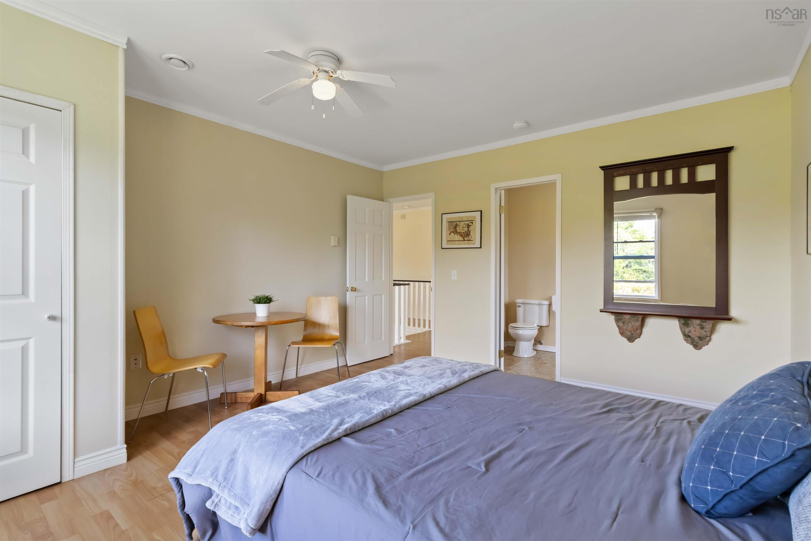 48 Schooner Landing photo #22