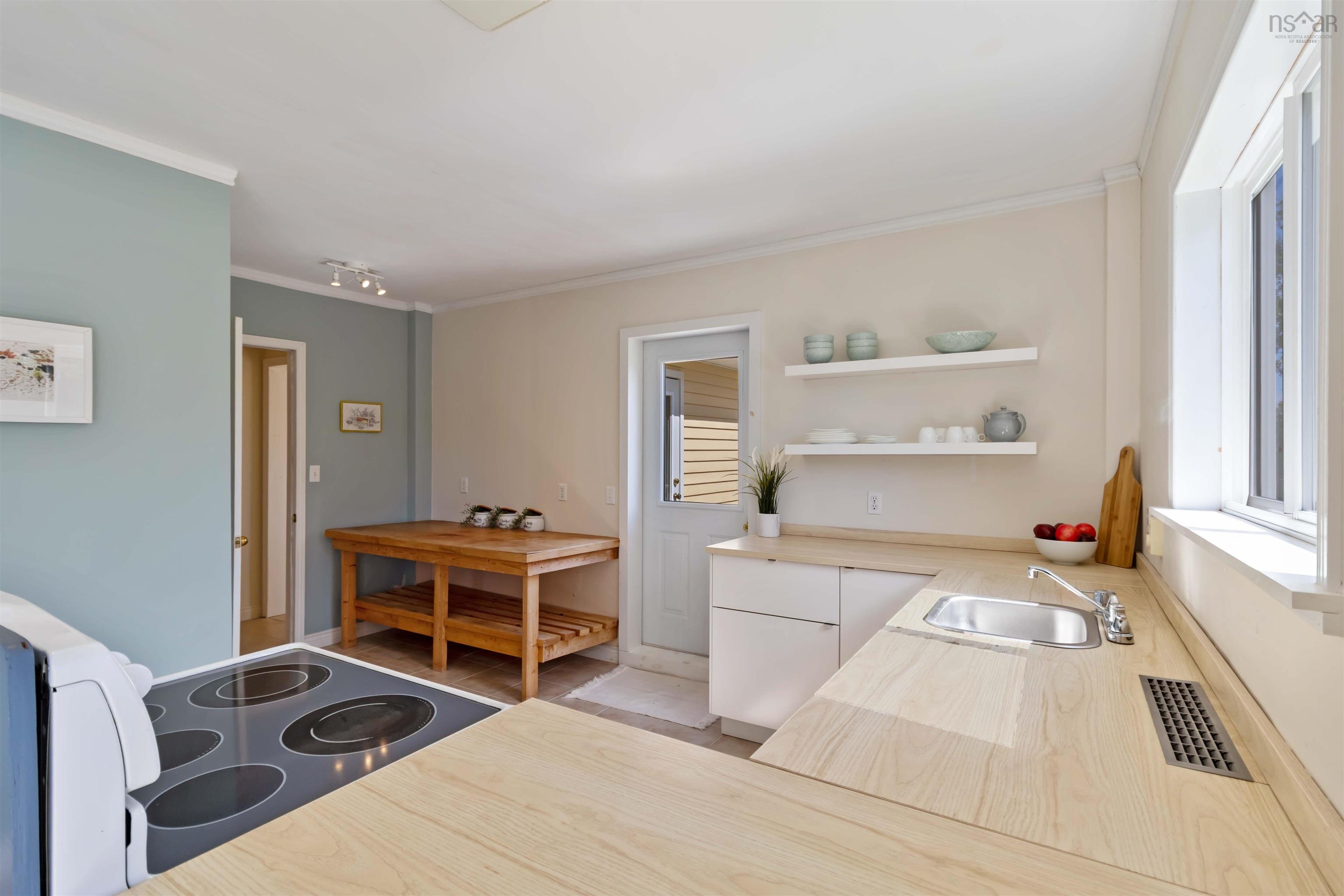 48 Schooner Landing photo #33