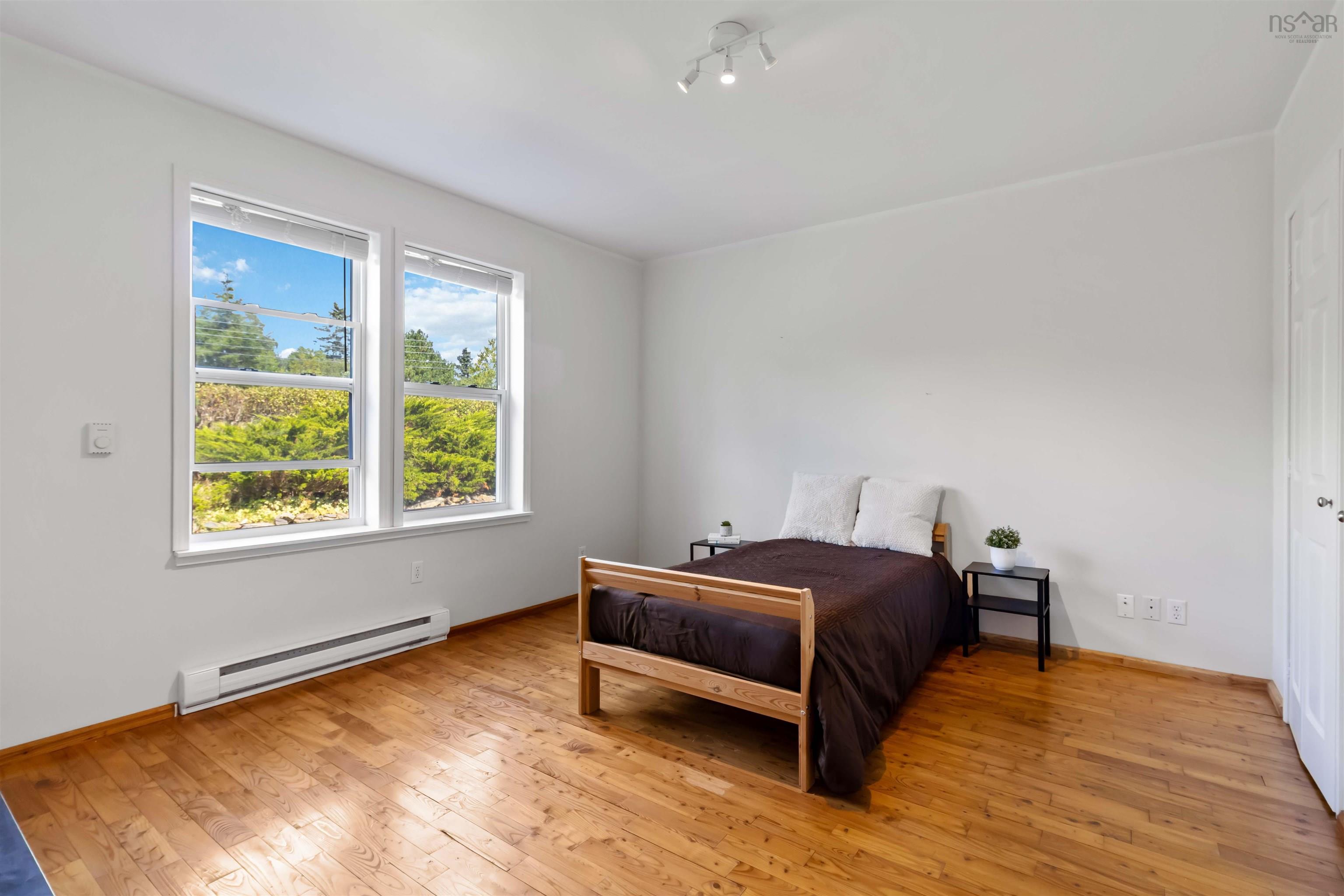 48 Schooner Landing photo #38