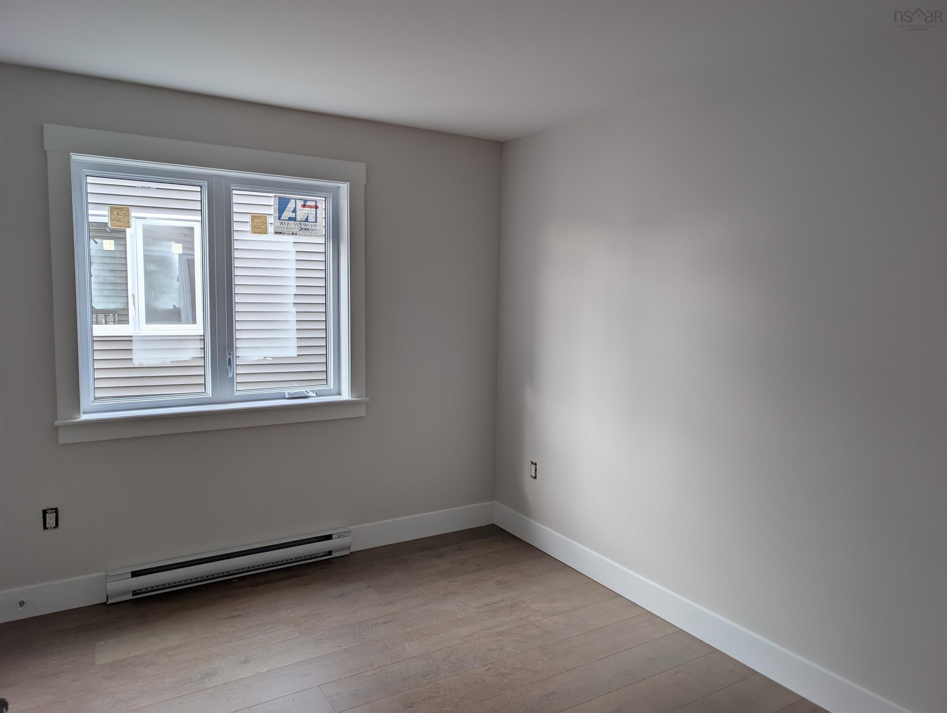 211 Alabaster Way photo #9