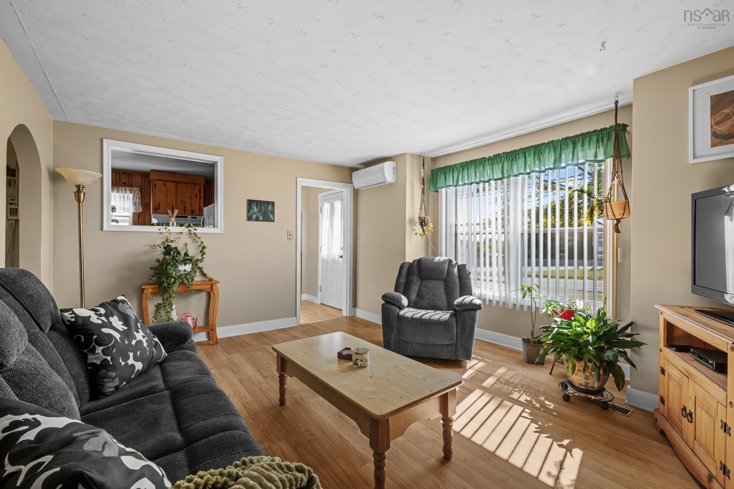 1699 Hammonds Plains Road photo #11