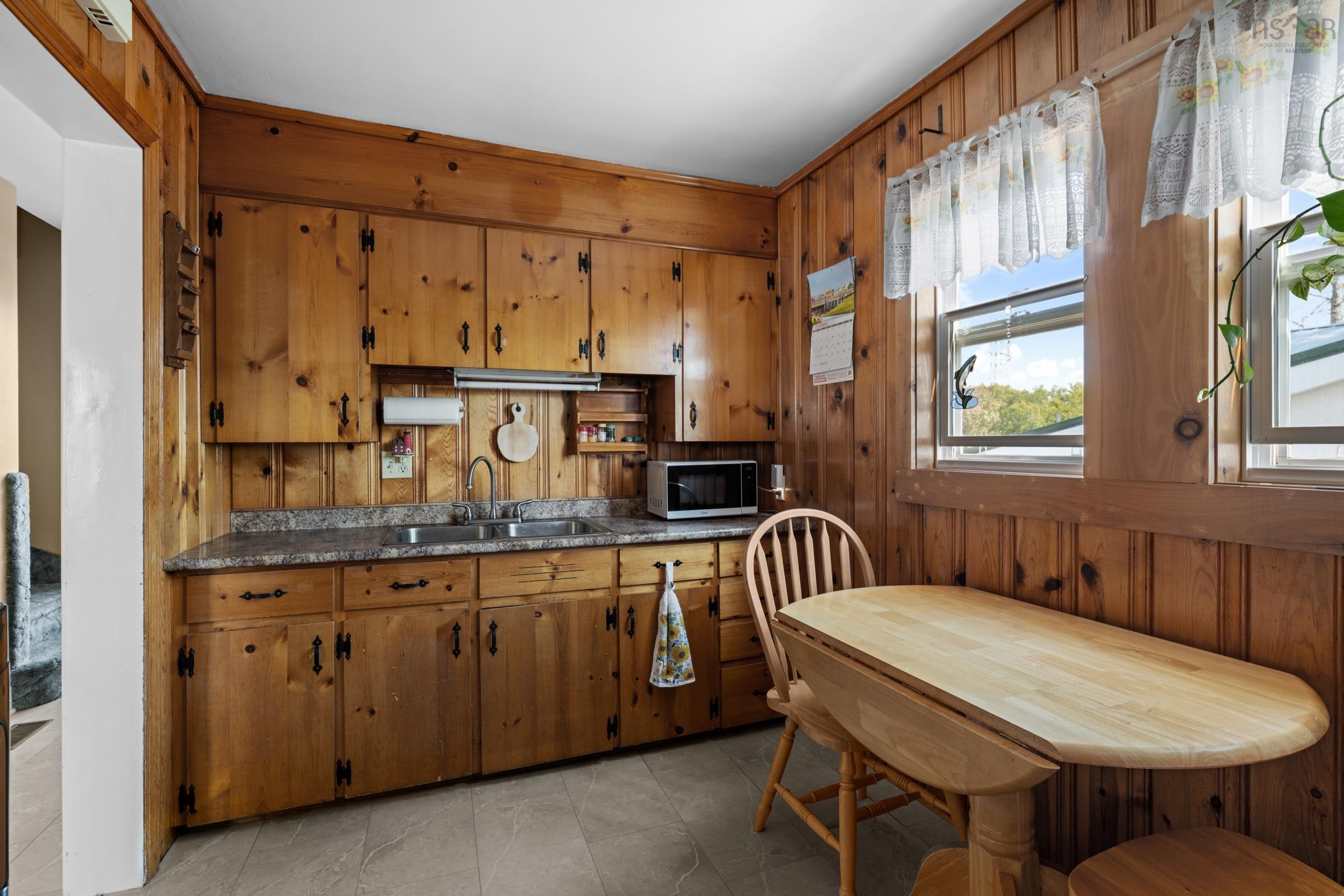 1699 Hammonds Plains Road photo #16