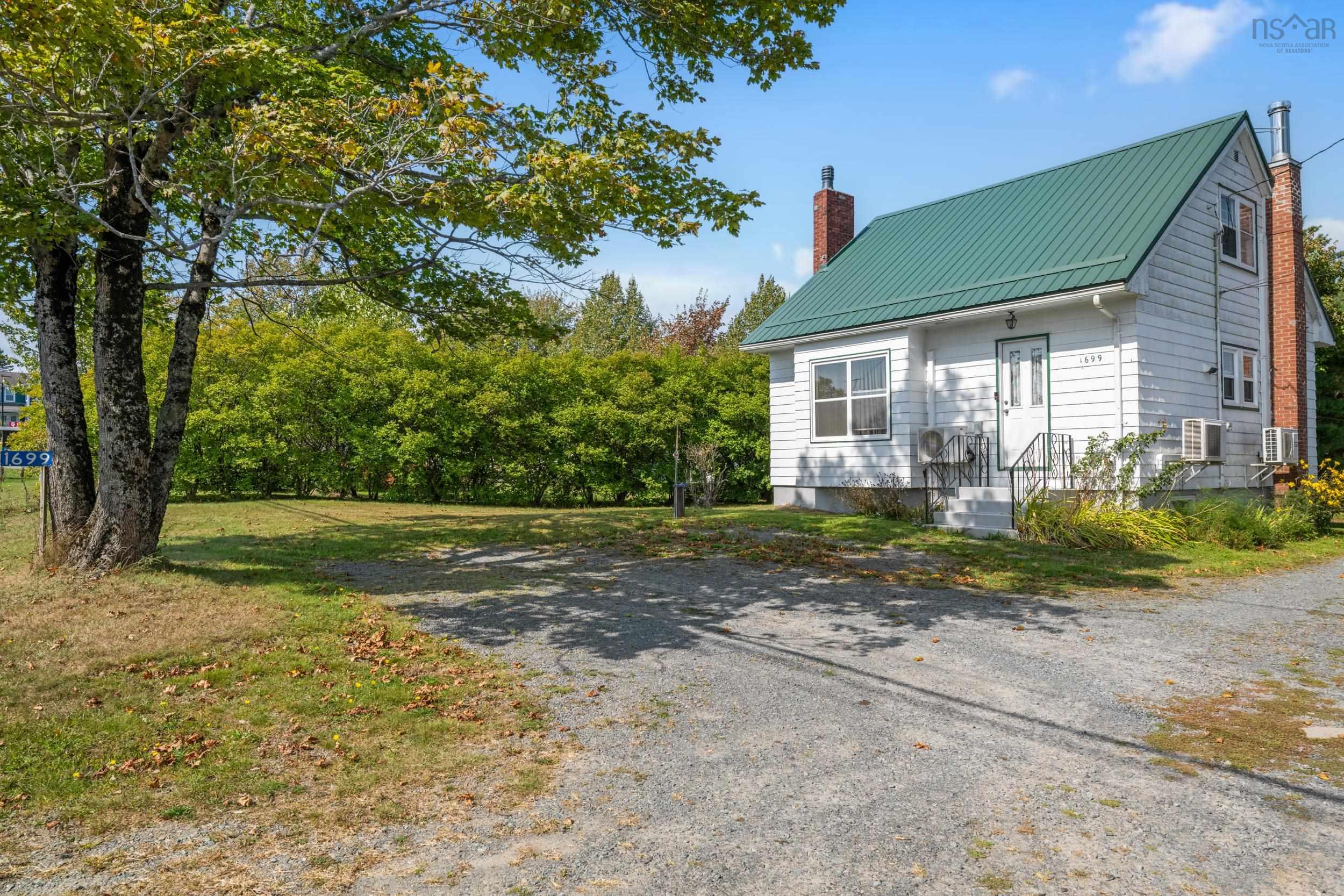 1699 Hammonds Plains Road photo #3