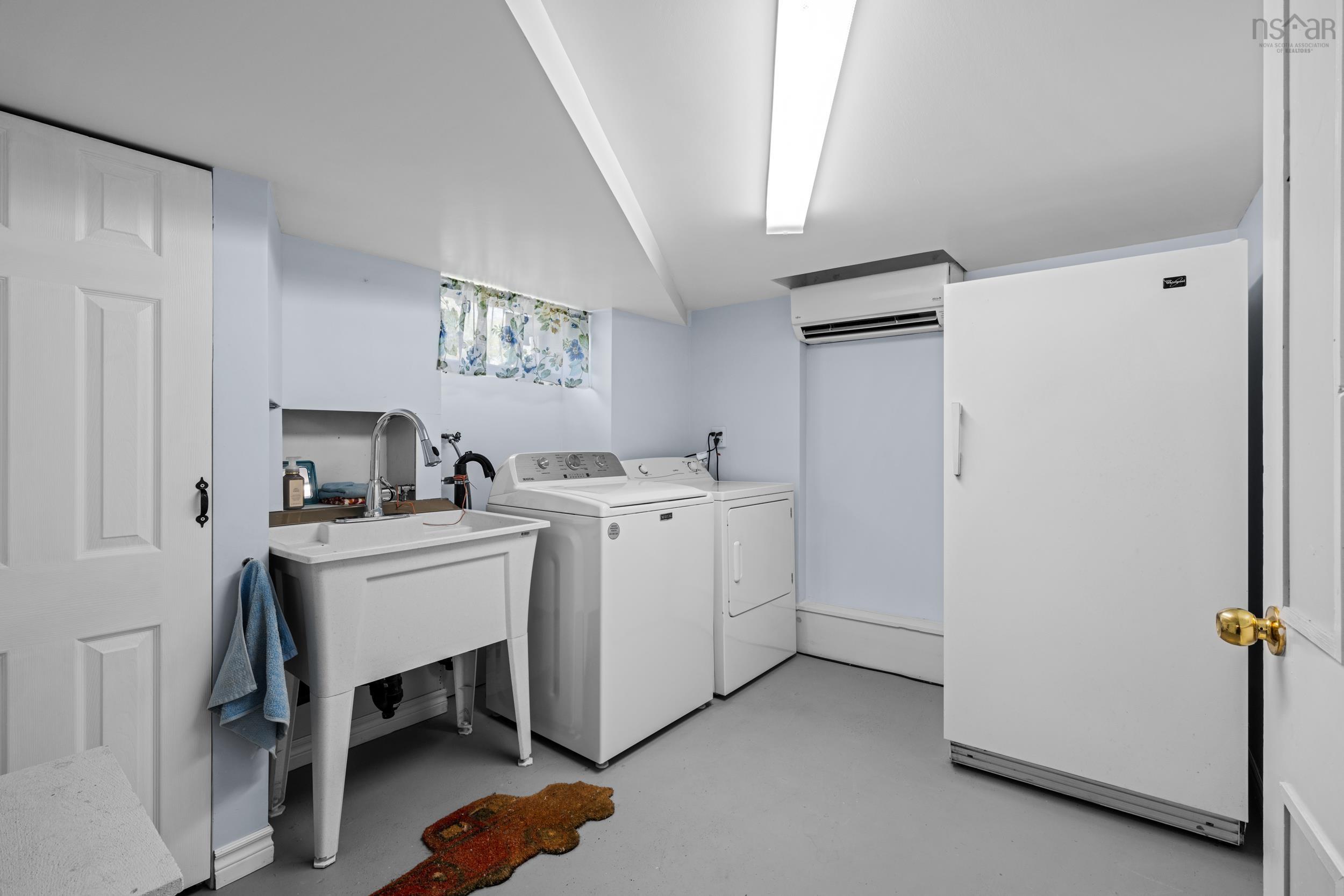 1699 Hammonds Plains Road photo #27