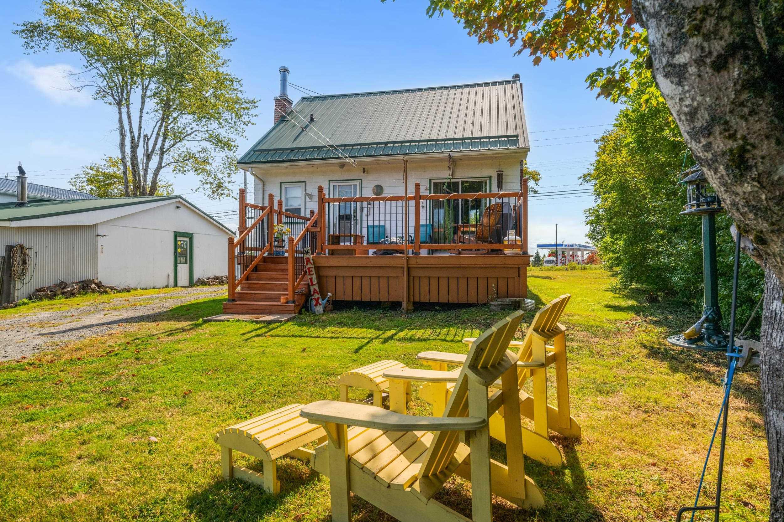 1699 Hammonds Plains Road photo #31