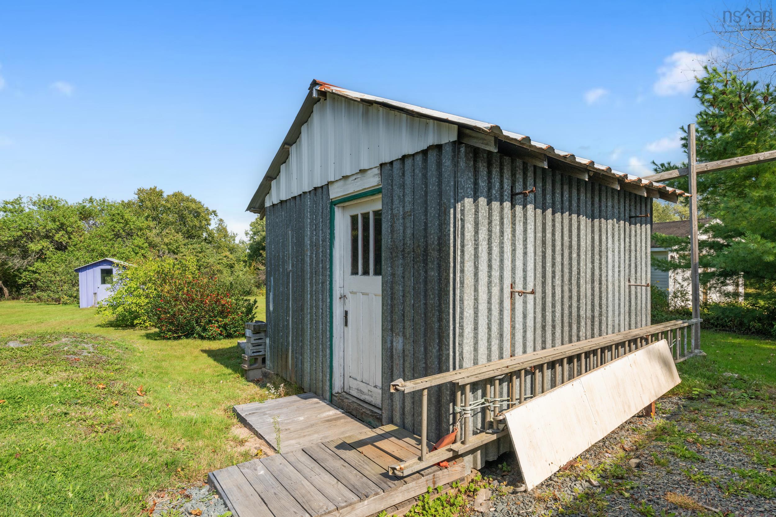 1699 Hammonds Plains Road photo #33