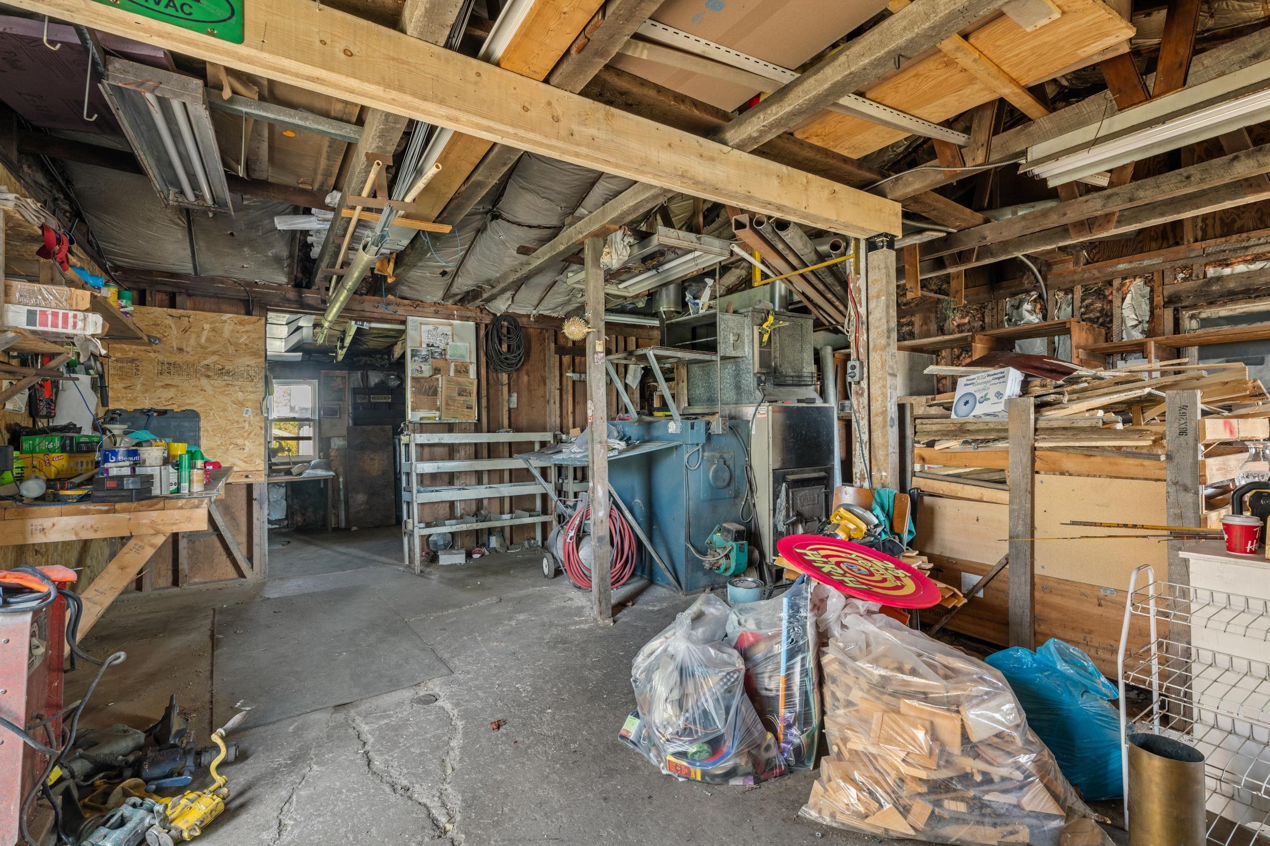 1699 Hammonds Plains Road photo #35