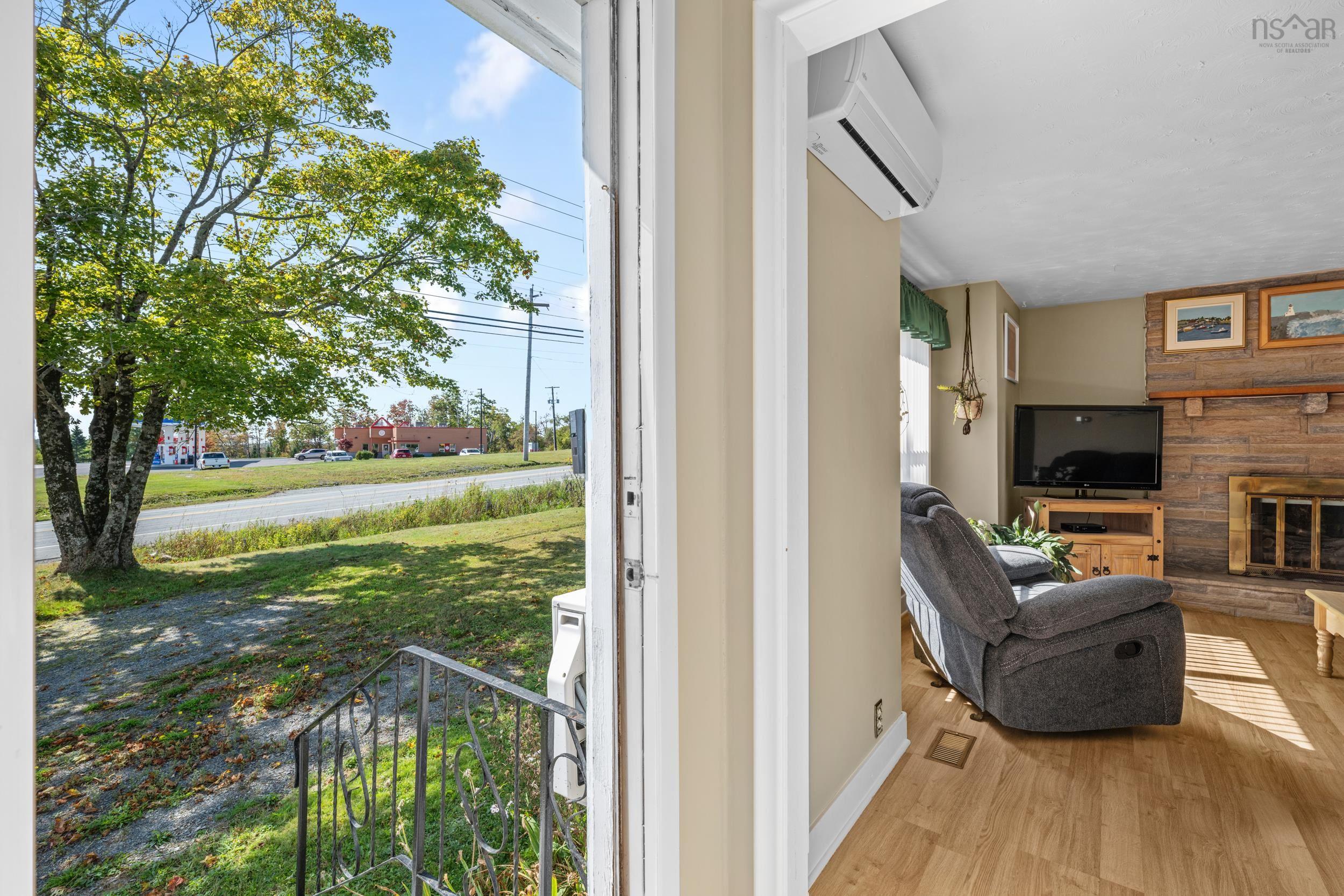 1699 Hammonds Plains Road photo #7