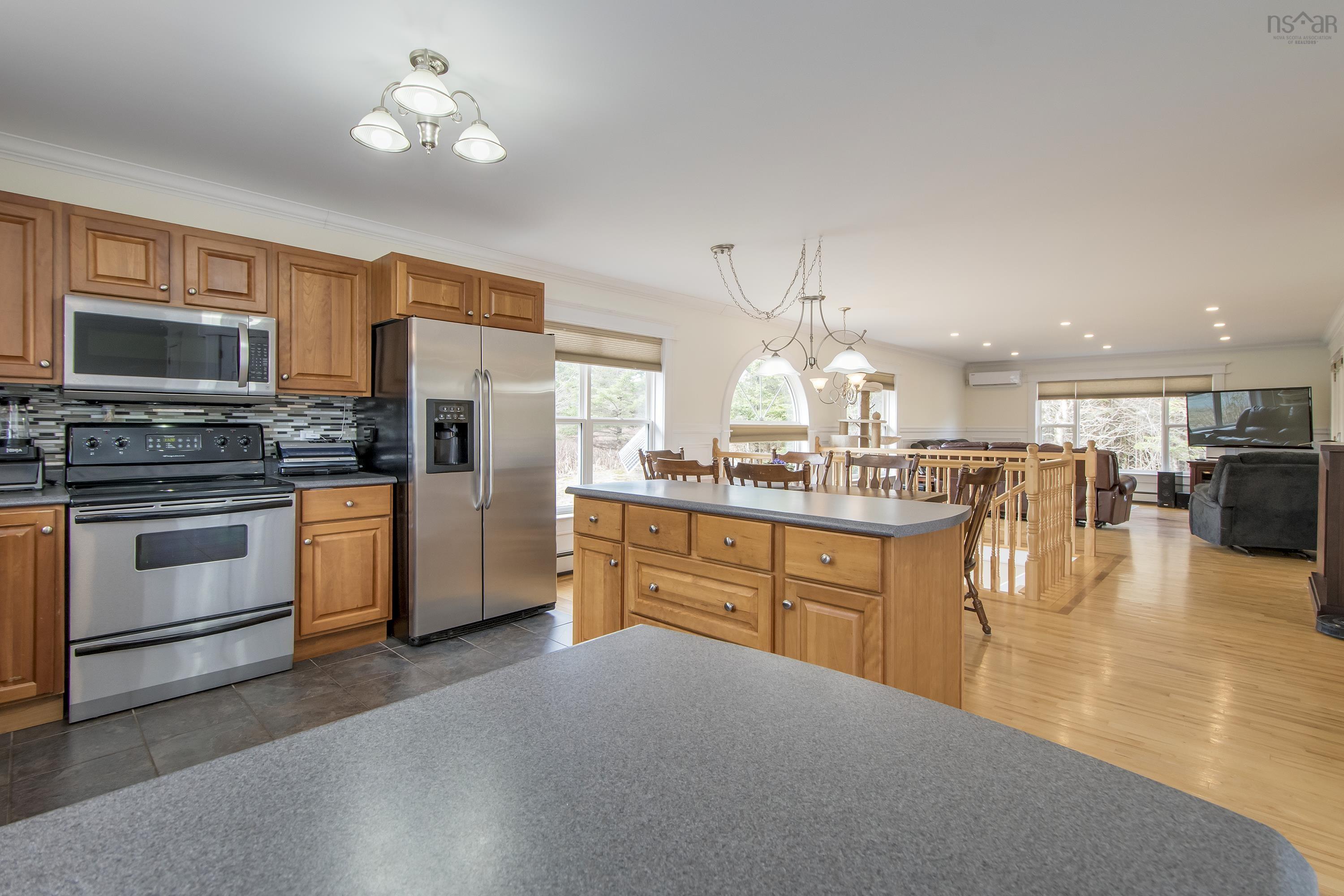 11 Old Cabin Lake Road photo #11