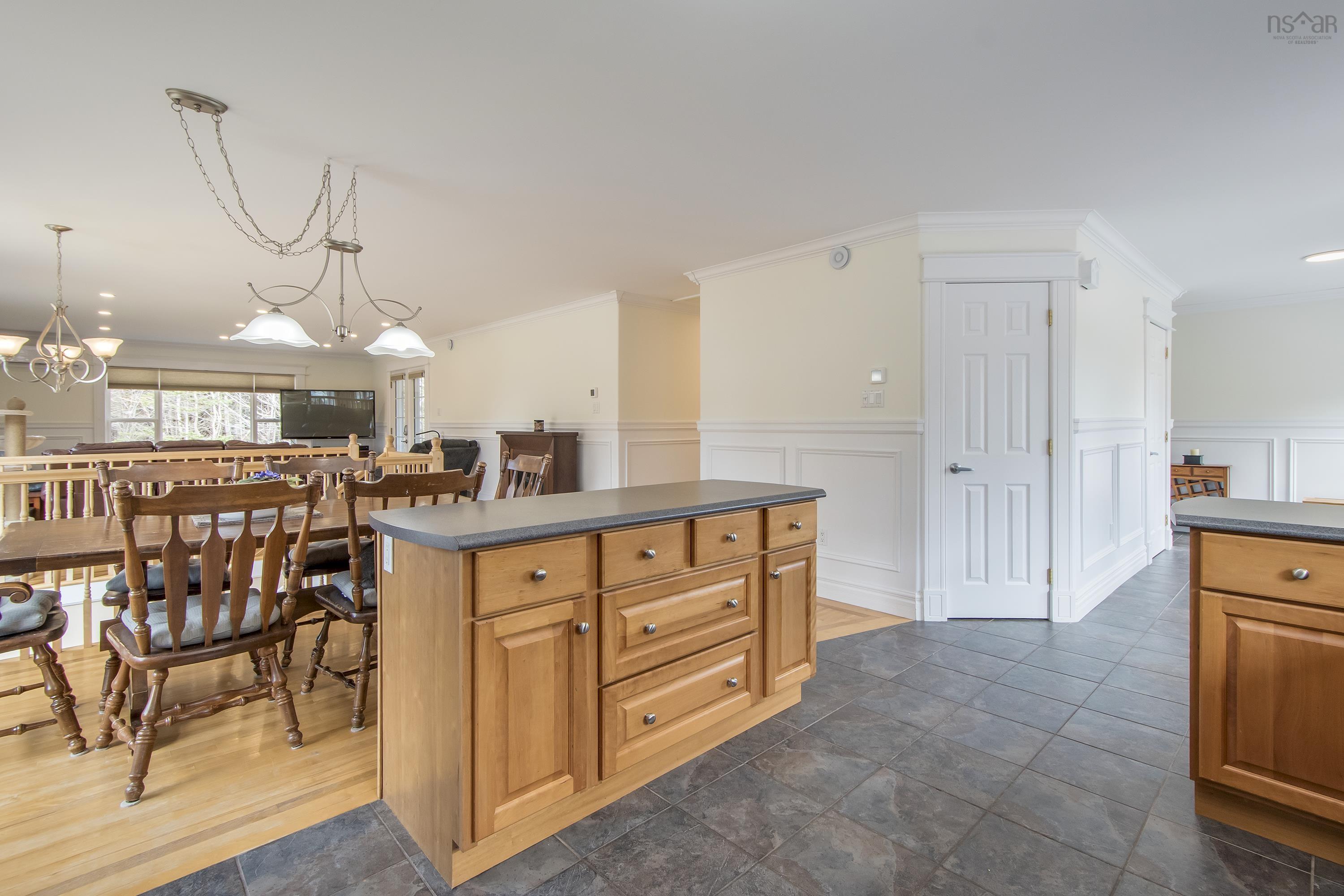 11 Old Cabin Lake Road photo #12